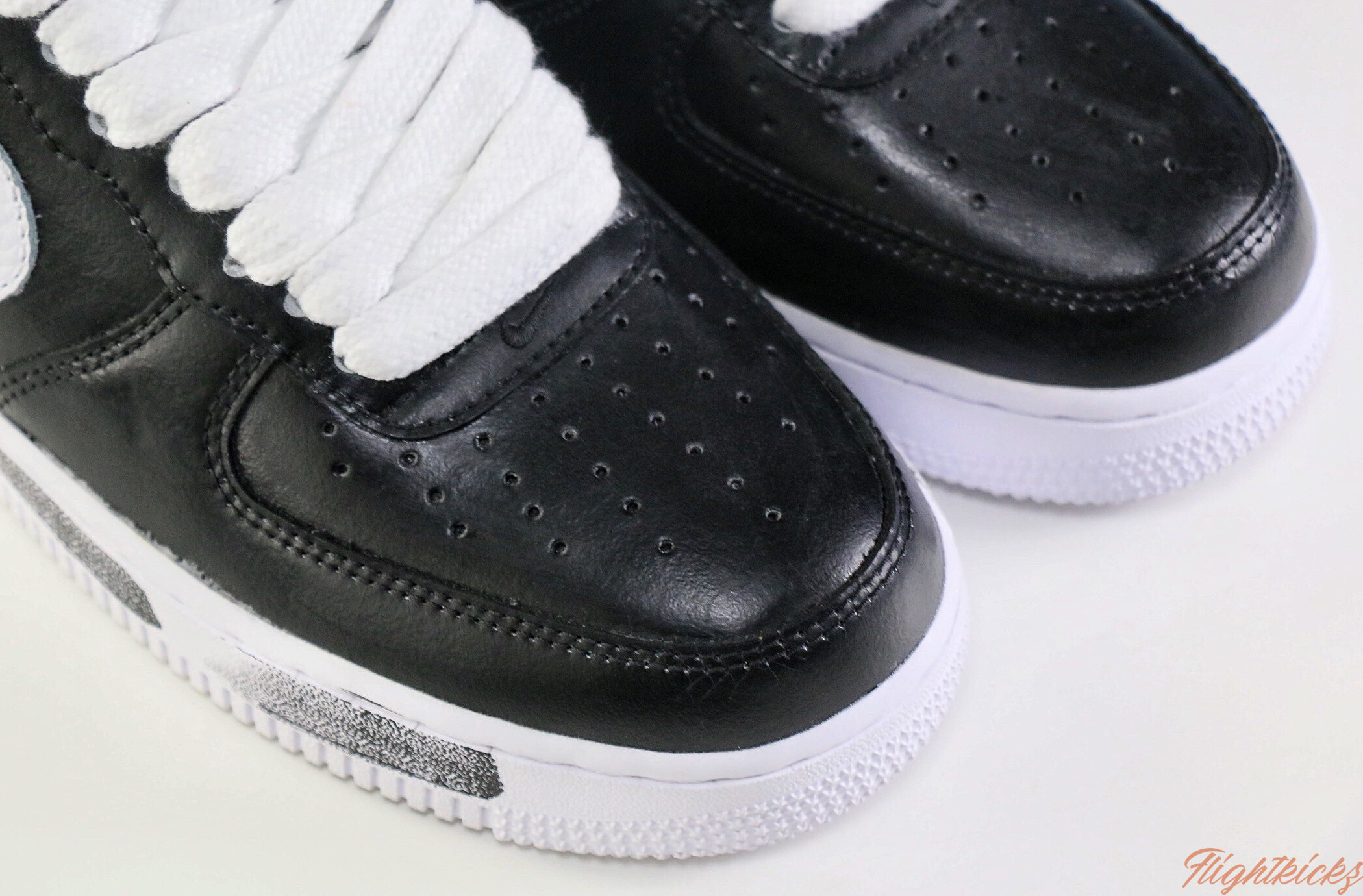 PEACEMINUSONE x Nike Air Force 1 Low Para-noise Black White