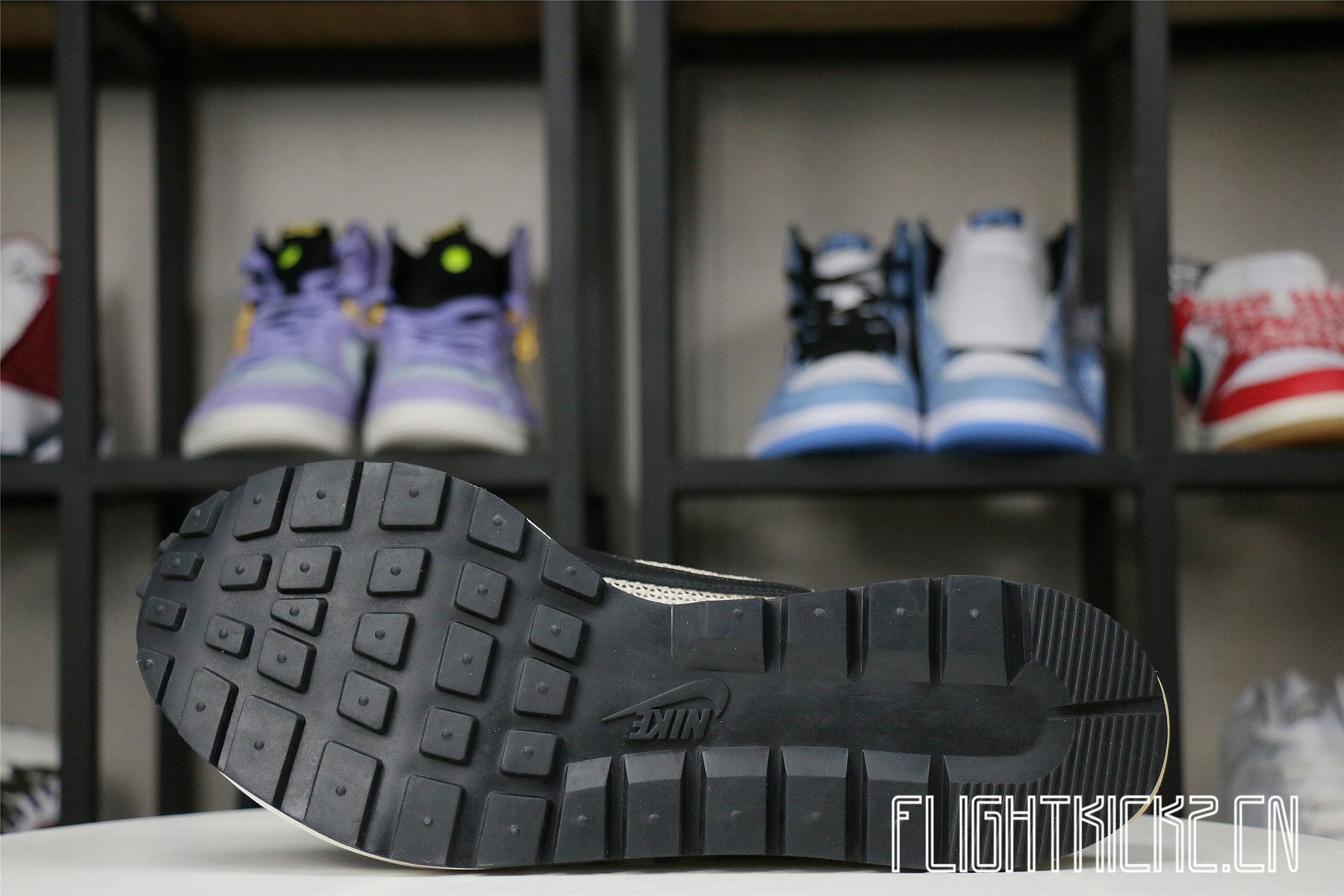 Nike Vaporwaffle sacai Villain Red Neptune Green (LN5 A1)