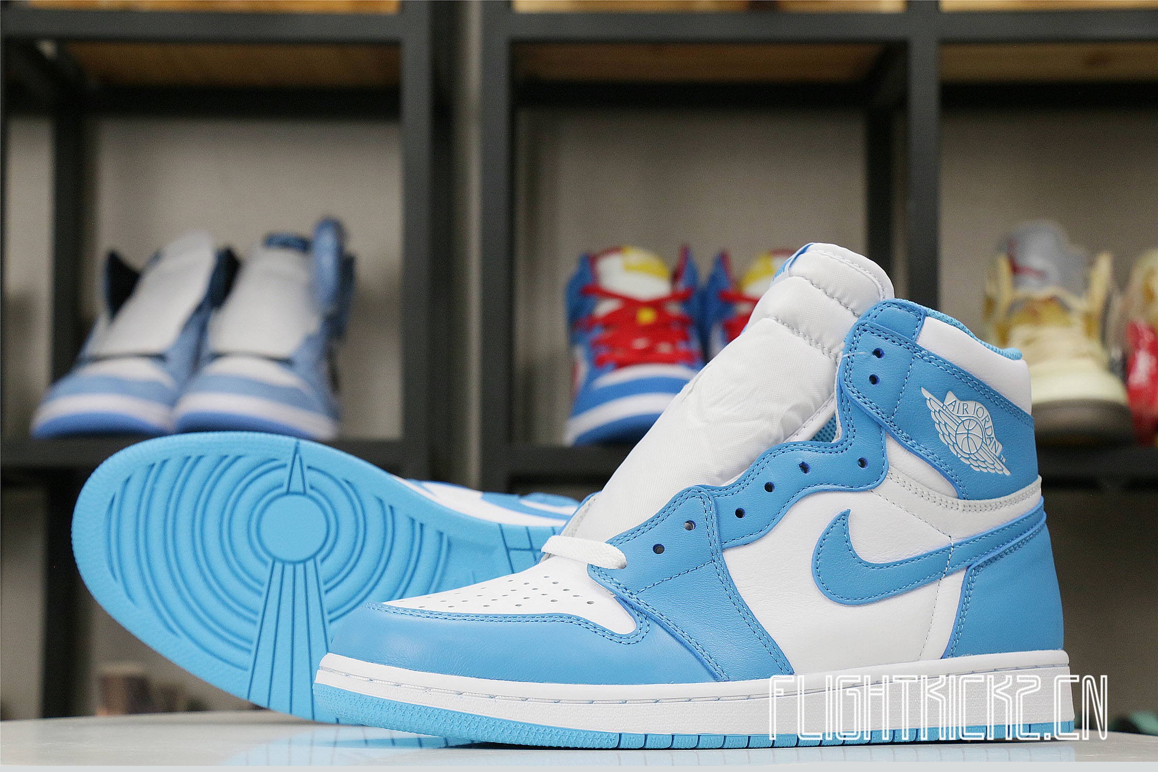 Air Jordan 1 Retro High OG UNC 2015