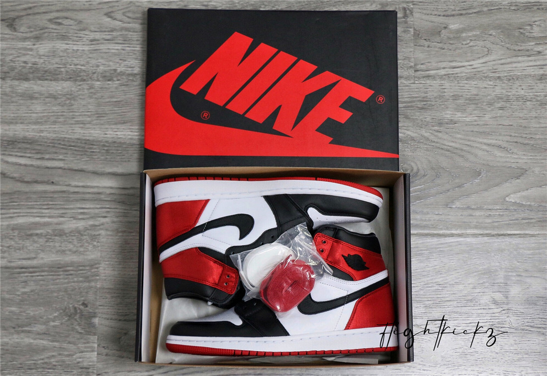 Air Jordan 1 Satin Black Toe 2019 (LN5 A1 Batch)