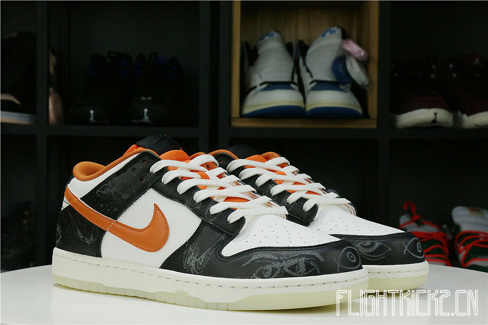 Nike Dunk Low “Halloween” 2021
