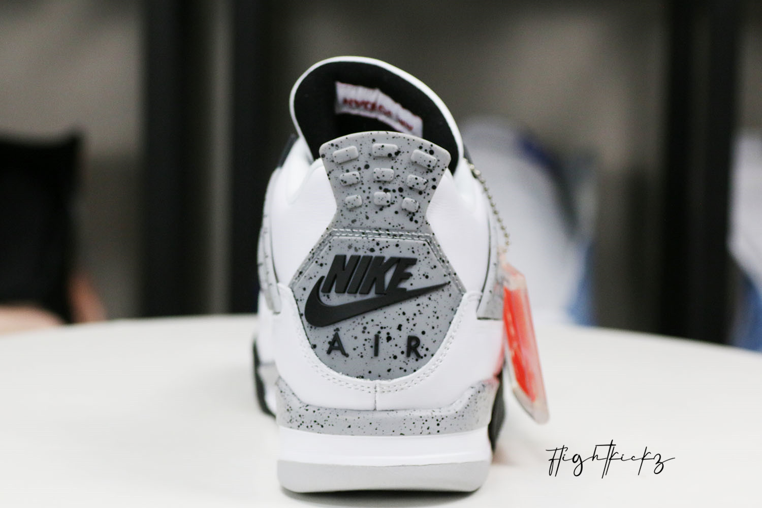 Jordan 4 Retro White Cement 2016( Ln5 A1 )