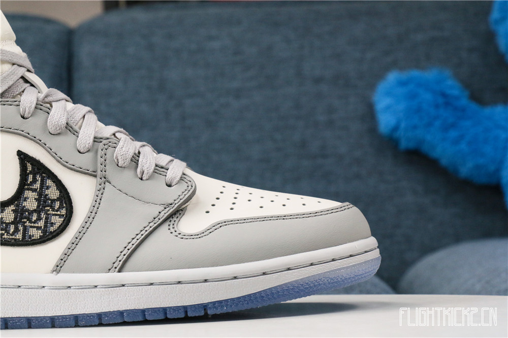 Dlor x Air Jordan 1 2020 （Correct box） (LN5 A1 Batch)