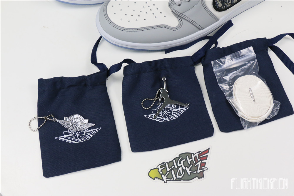 Dlor x Air Jordan 1 2020 （Correct box） (LN5 A1 Batch)