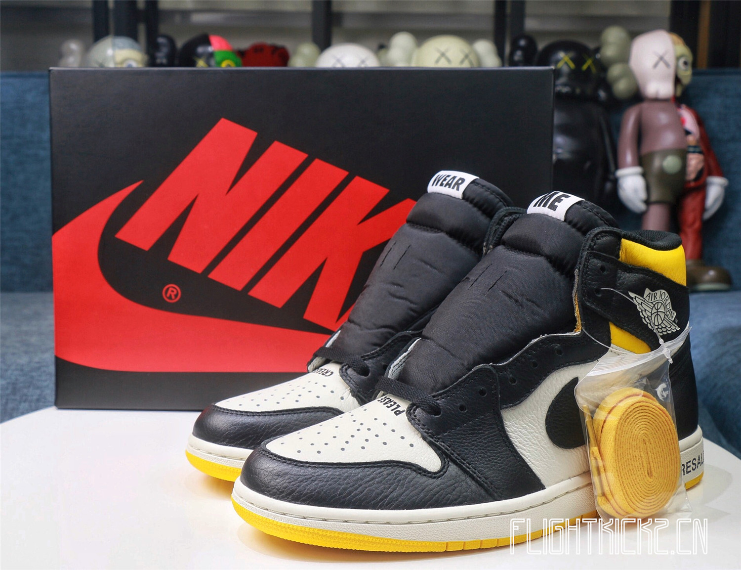 Air Jordan 1 Retro “Not For Resale Yellow 2018