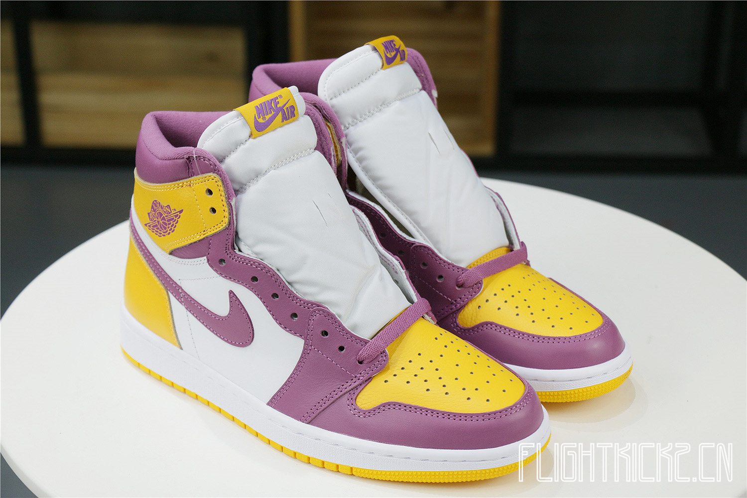 Air Jordan 1 Retro High OG Brotherhood