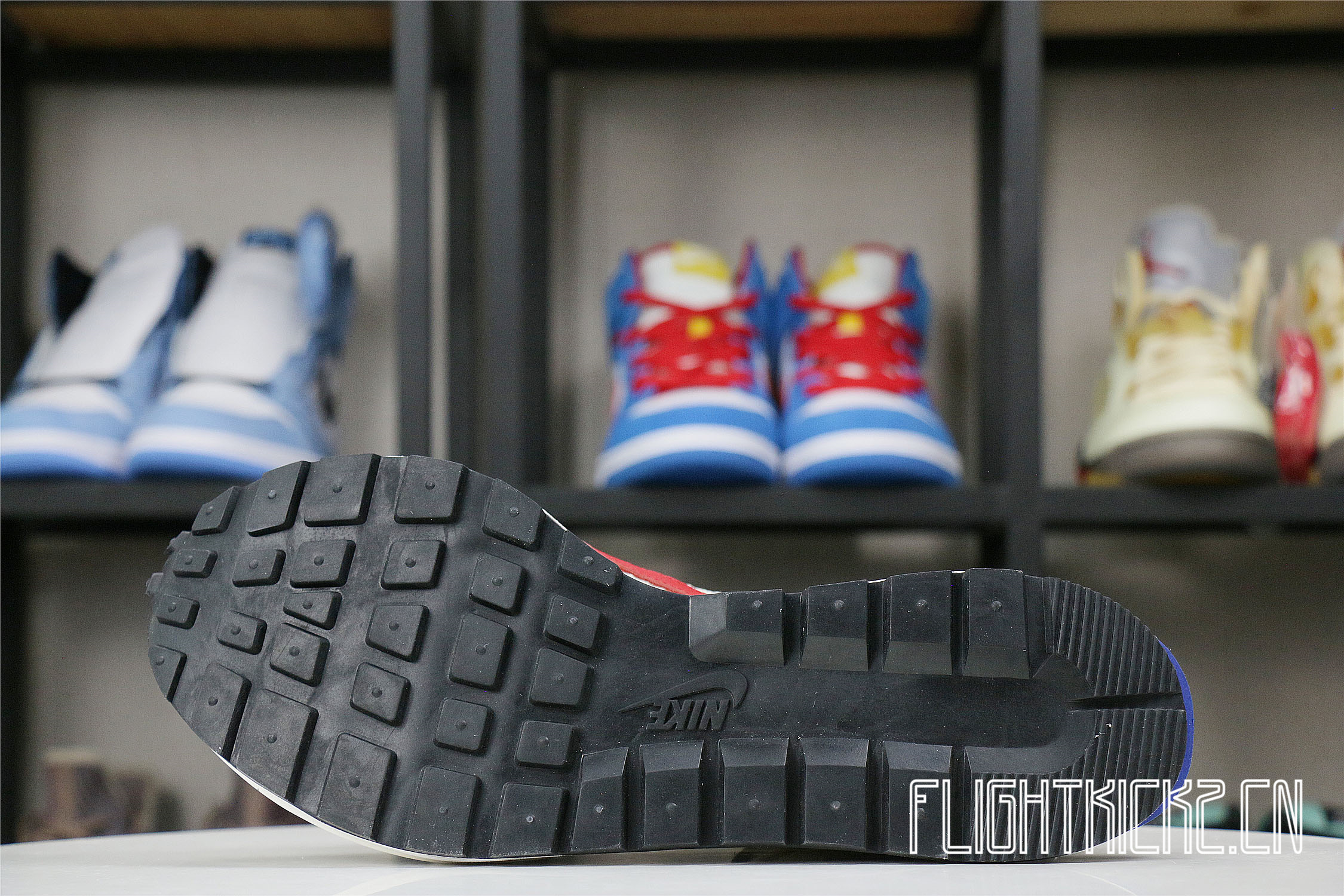 Sacai x Nike Vaporwaffle Sport Fuchsia Game Royal (LN5 A1)