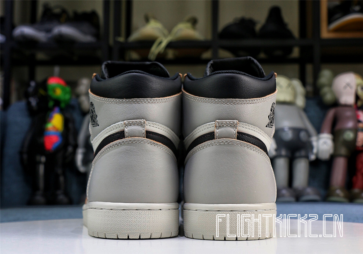 Jordan 1 Retro High OG Defiant SB NYC to Paris