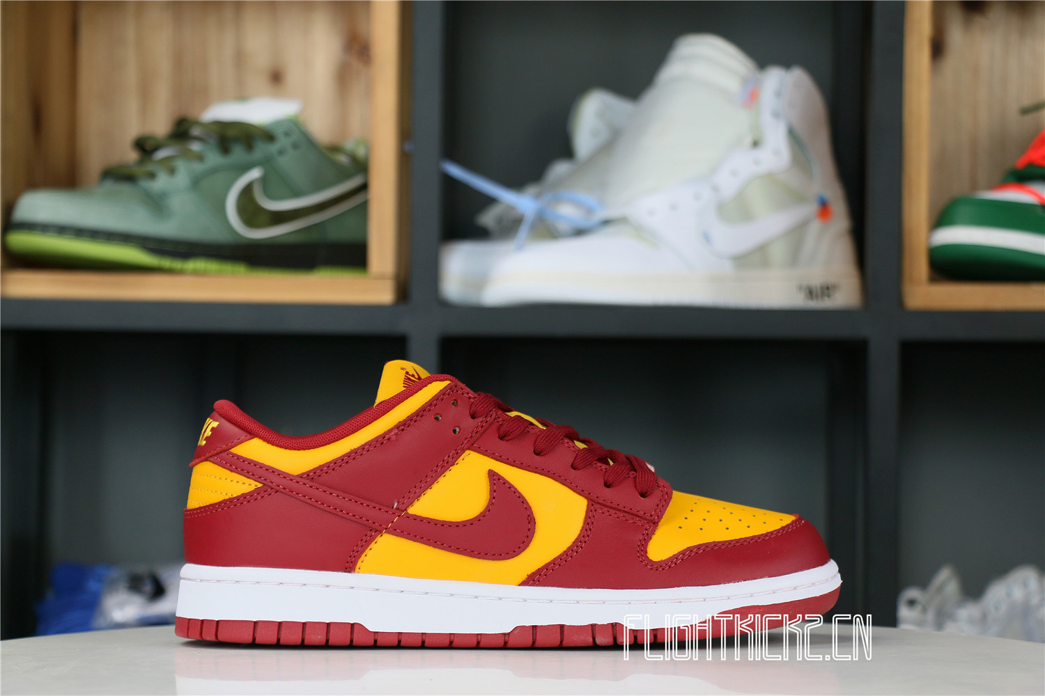 Nike Dunk Low Midas Gold