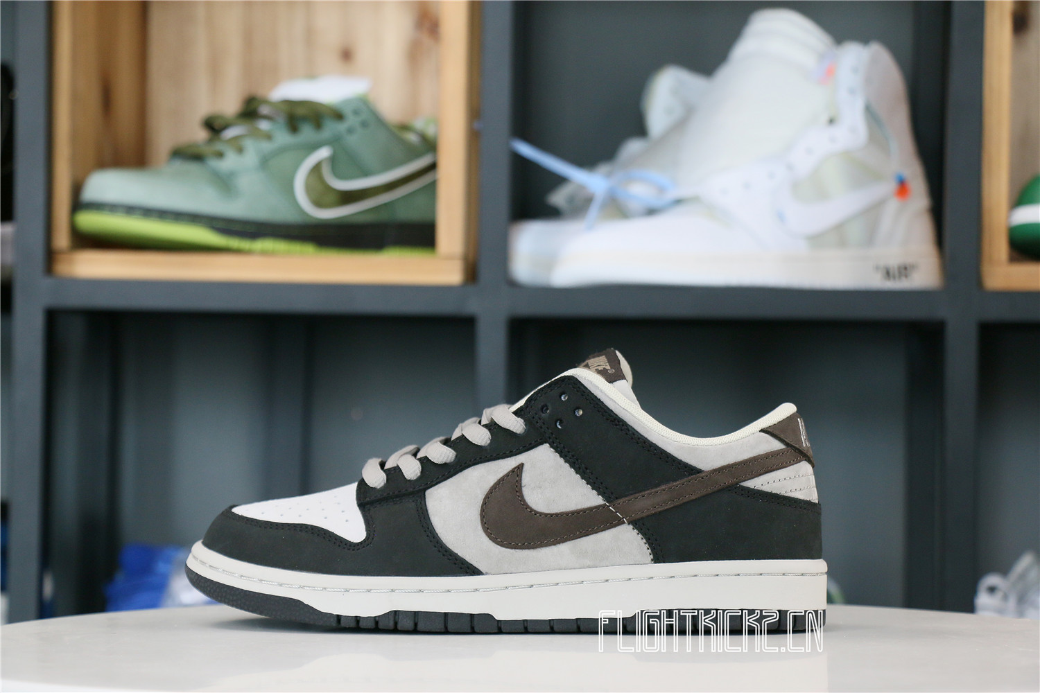 Otomo Katsuhiro x Nike SB Dunk Low Steamboy OST Grey Brown Mocha