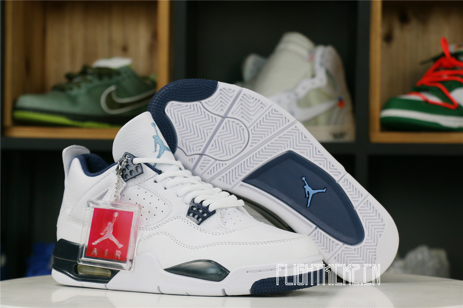 AIR JORDAN 4 RETRO LS ‘LEGEND BLUE’