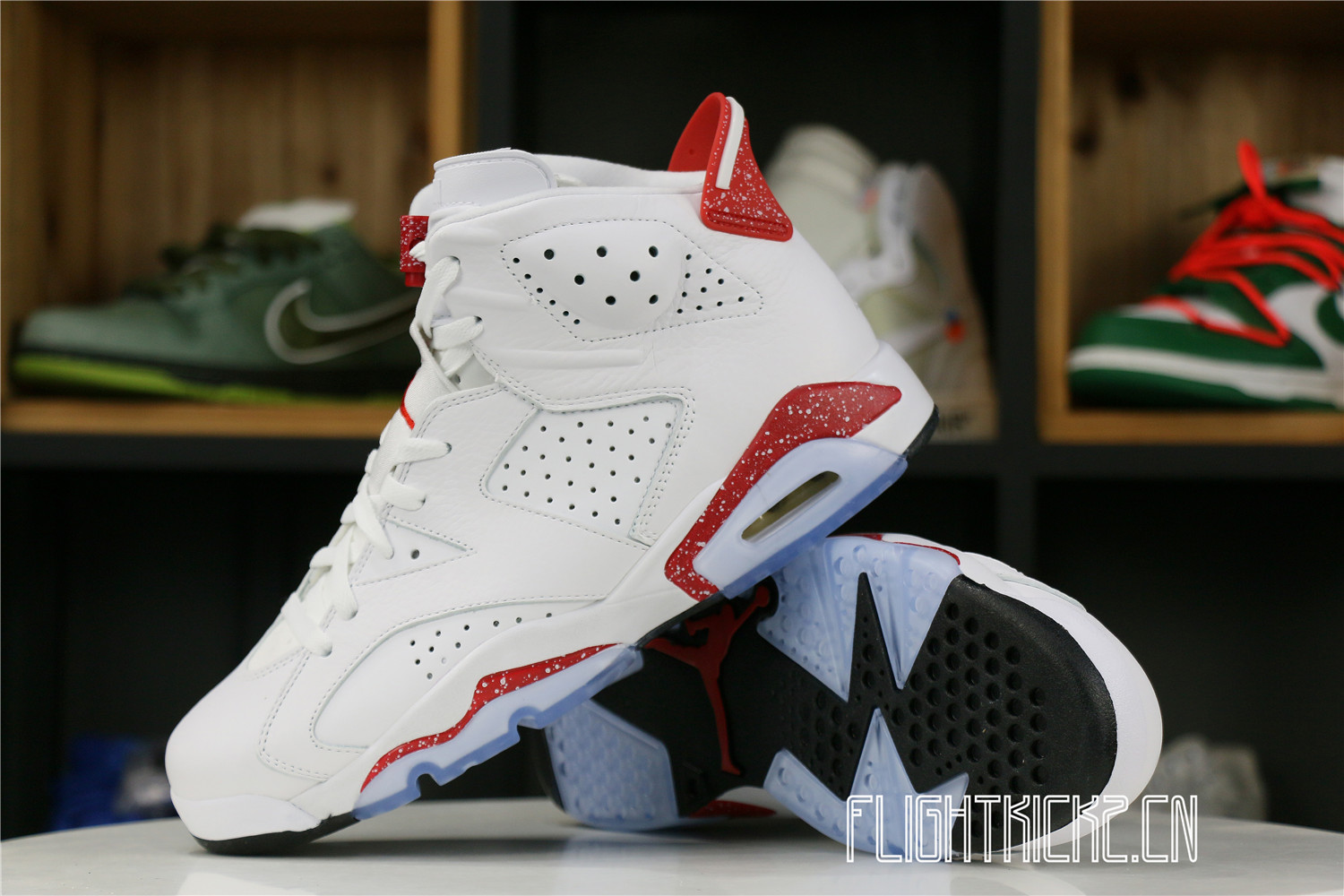 Air Jordan 6 Red Oreo