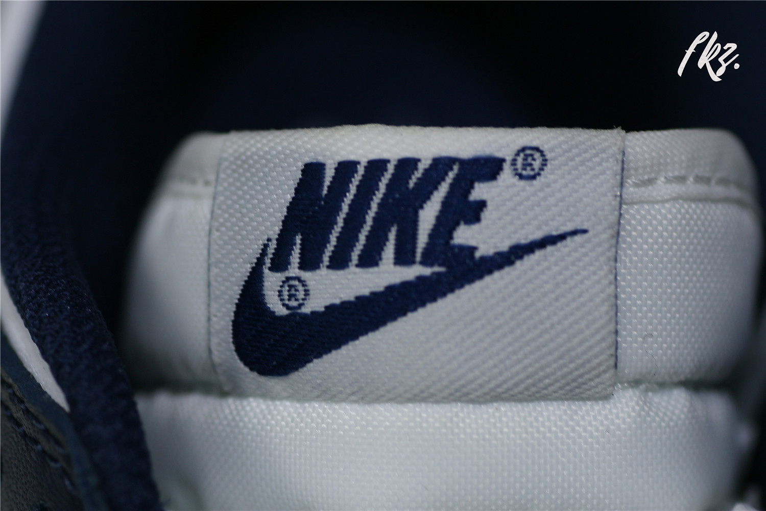 Nike Dunk Low Vintage Navy (W)