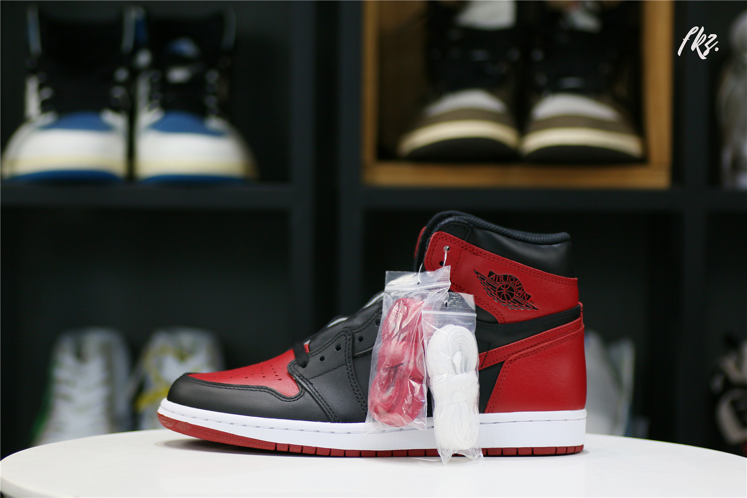 Air Jordan 1 Retro High Banned (GS)
