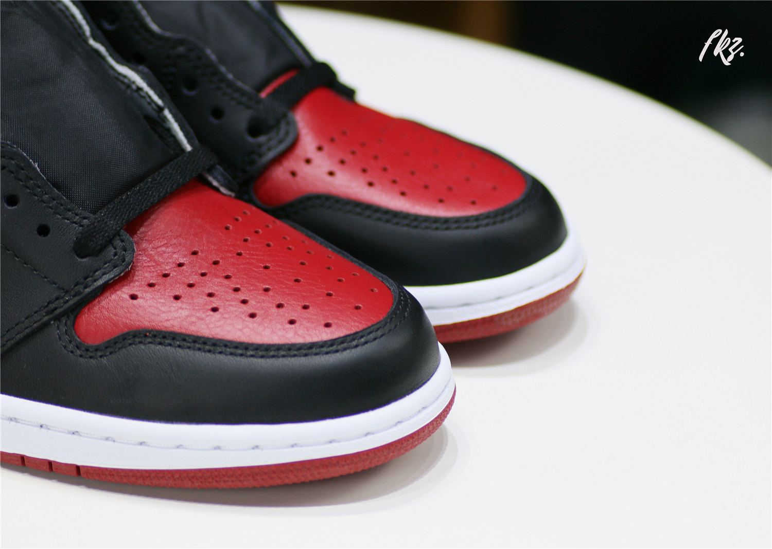 Air Jordan 1 Retro High Banned (GS)