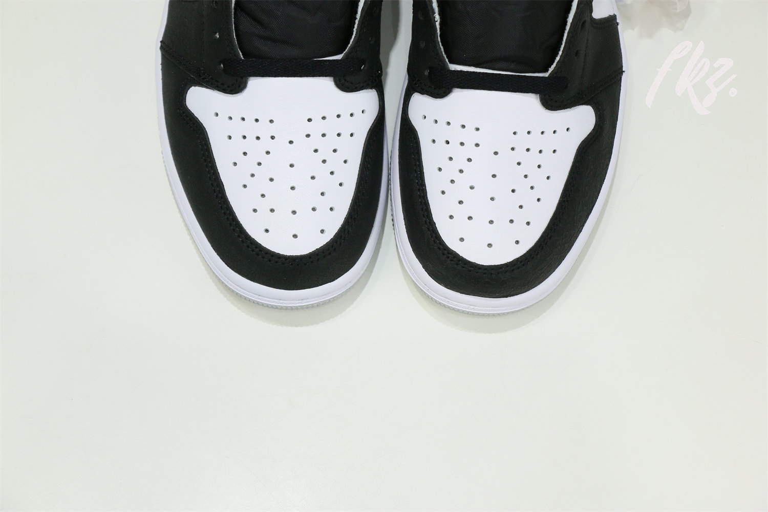 Air Jordan 1 Retro High OG Bleached Coral 2021