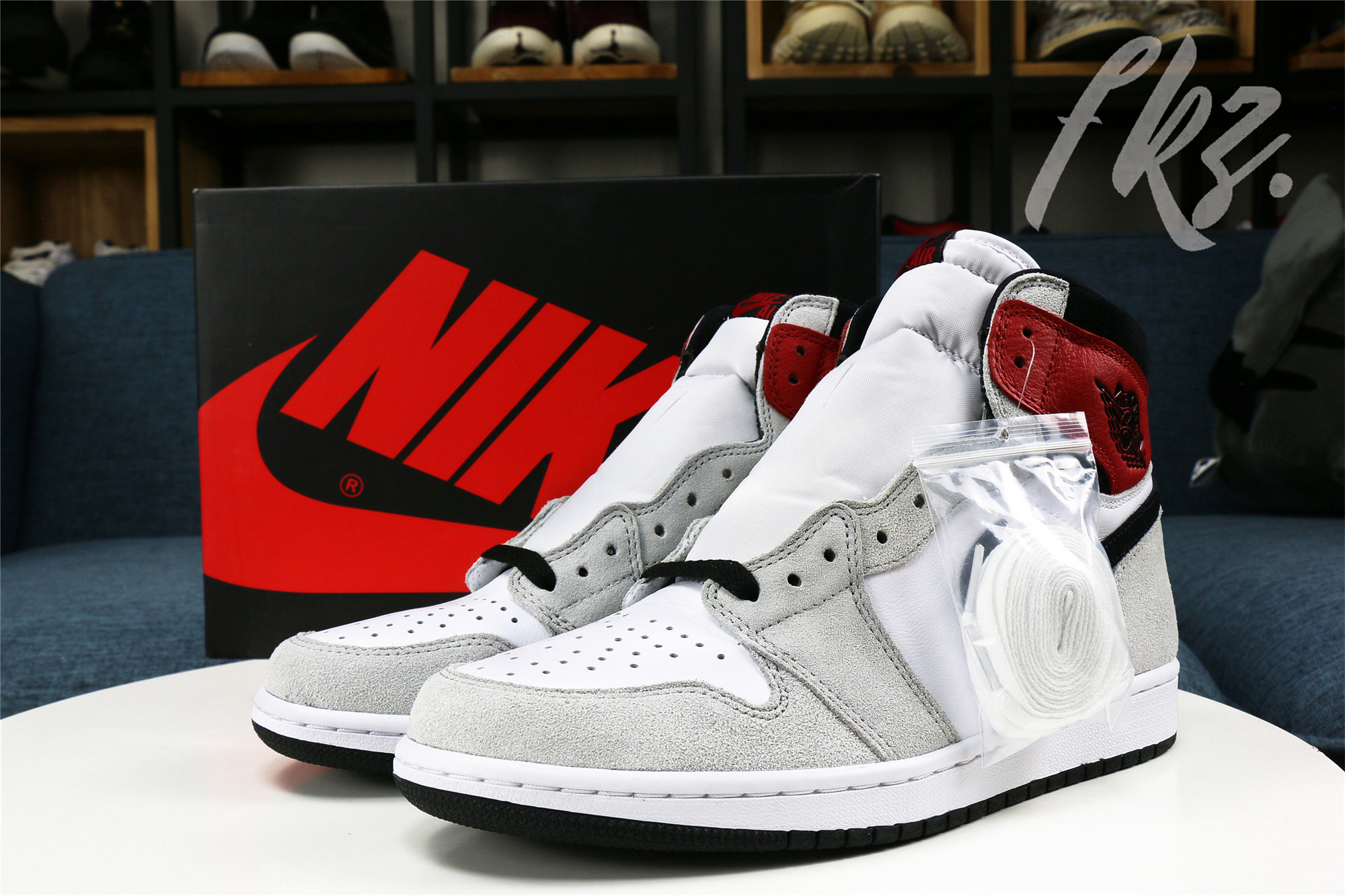 Air Jordan 1 Retro Smoke Grey(GS)