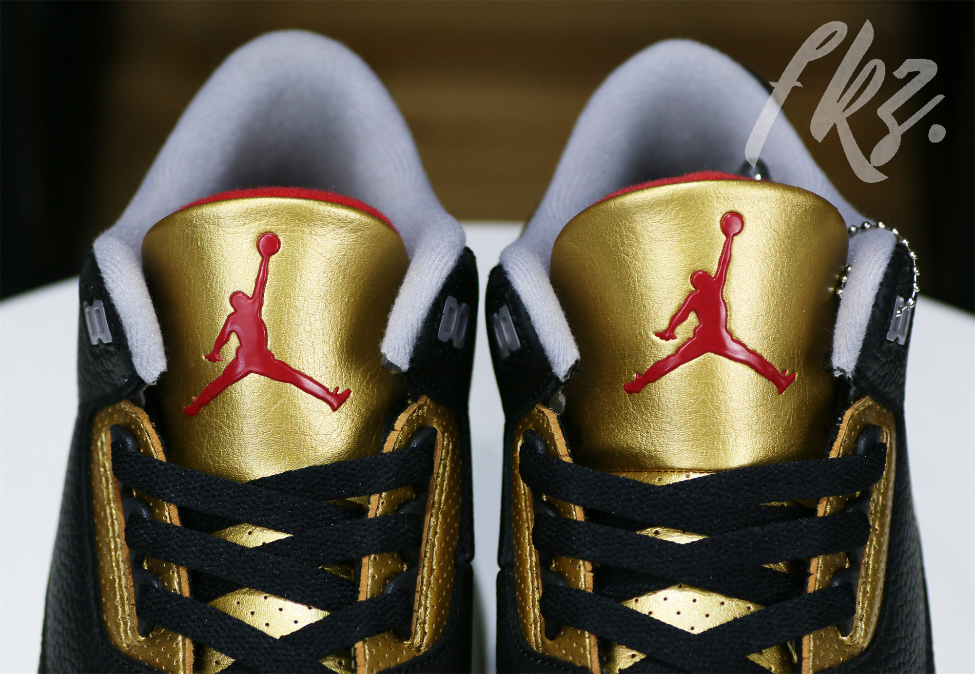 Air Jordan 3 “Black Cement Gold” 2022