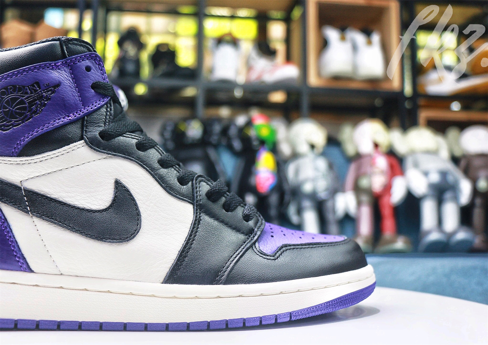 Air Jordan 1 Retro Court Purple (GS)