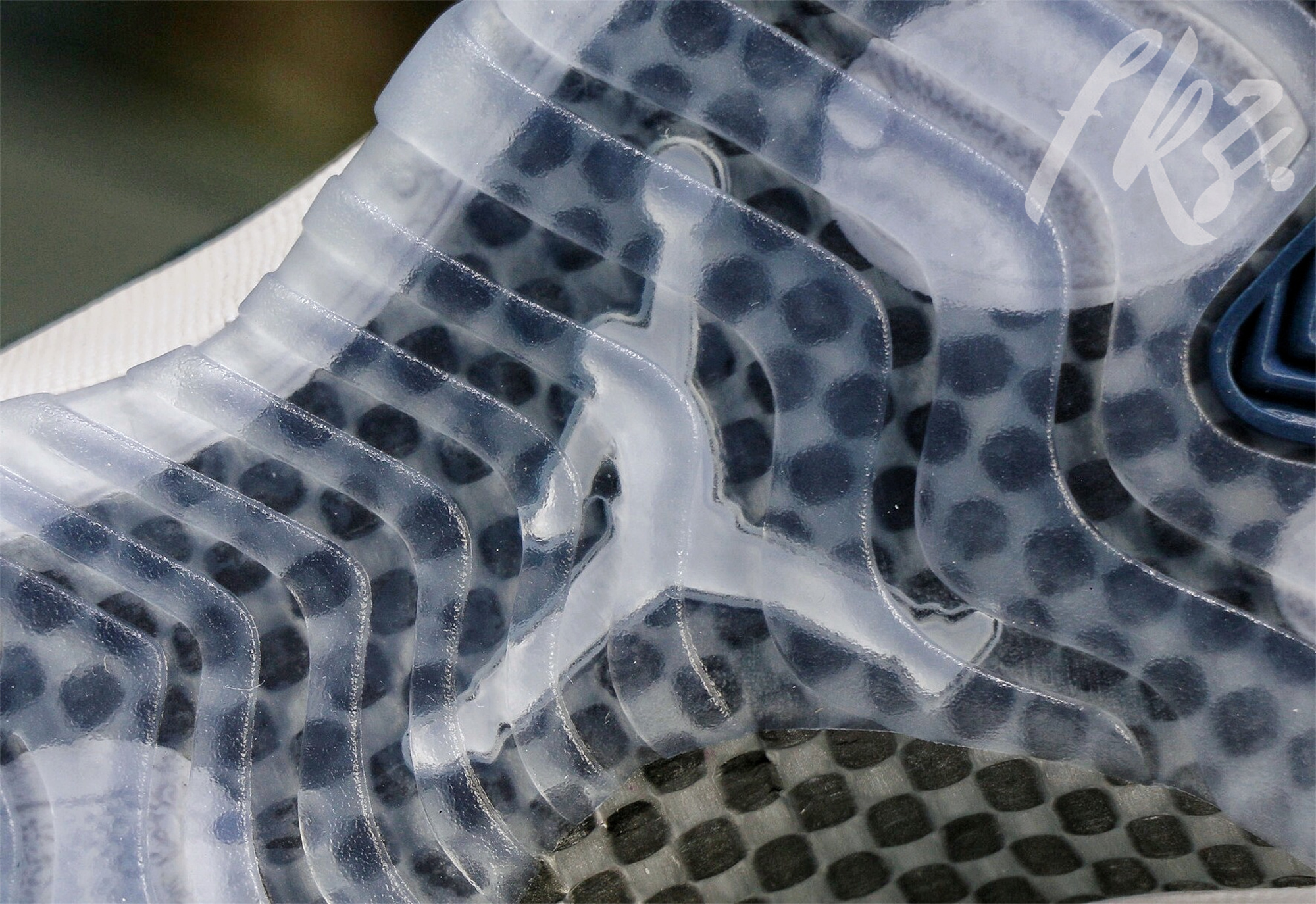 Air Jordan 11 Retro Low Le Snakeskin Blue 2019