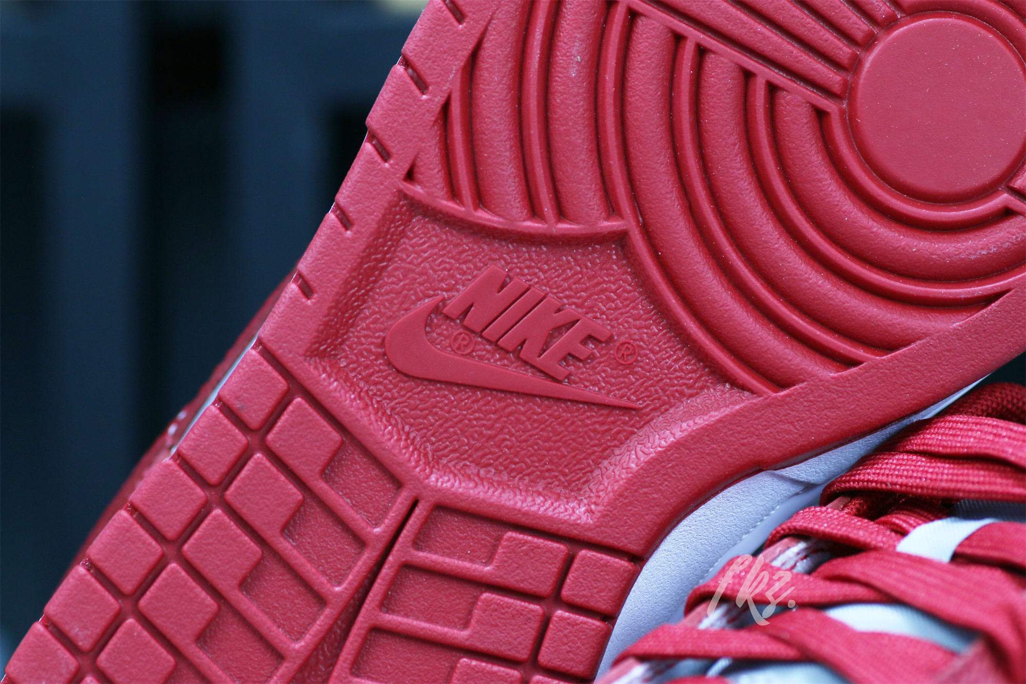 Nike Dunk Low Retro Medium Grey Varsity Red UNLV (2021)(LN5 A1 Batch)