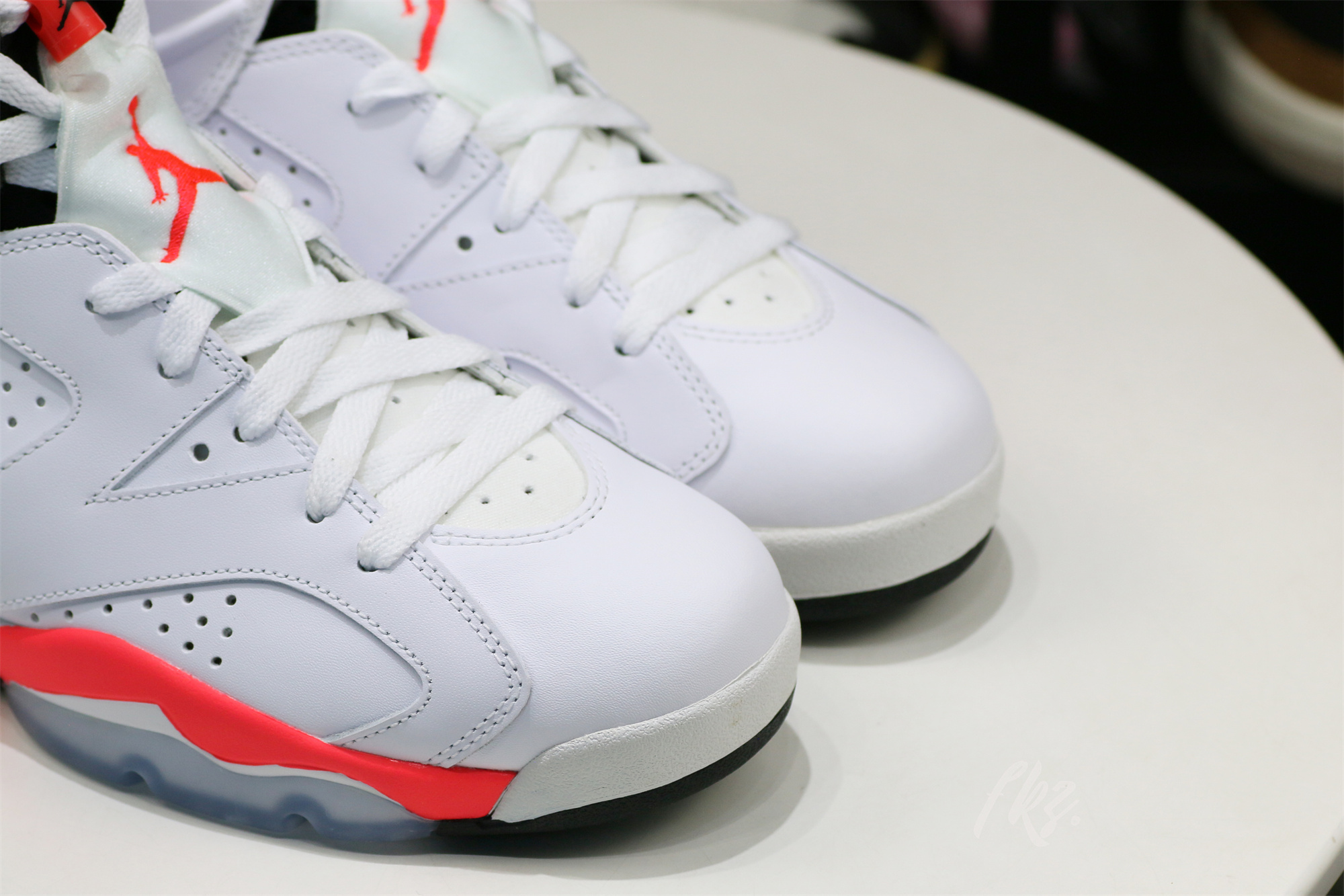 Air Jordan VI 6 Retro Infrared 2014