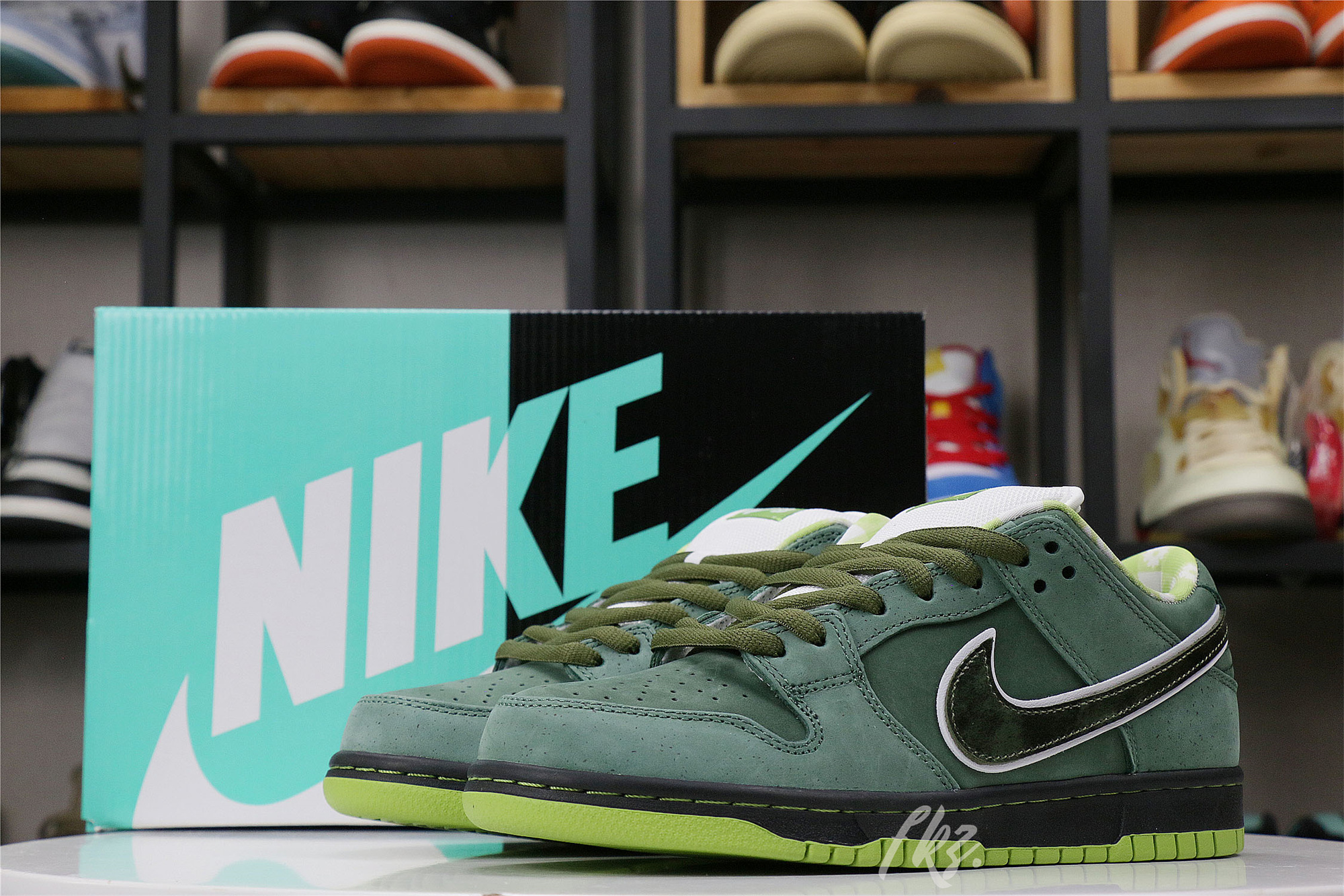Nike SB Dunk Low Concepts Green Lobster