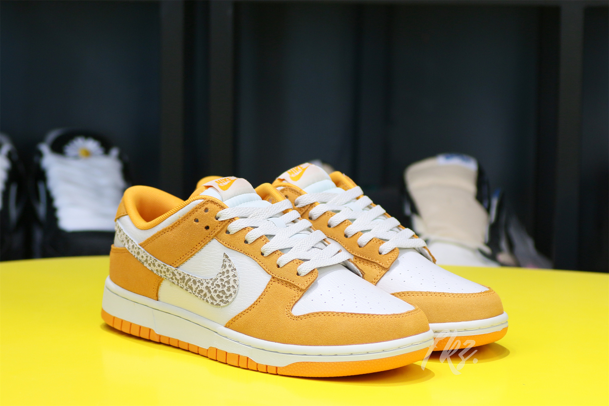 Nike Dunk Low AS Safari Swoosh “Kumquat”