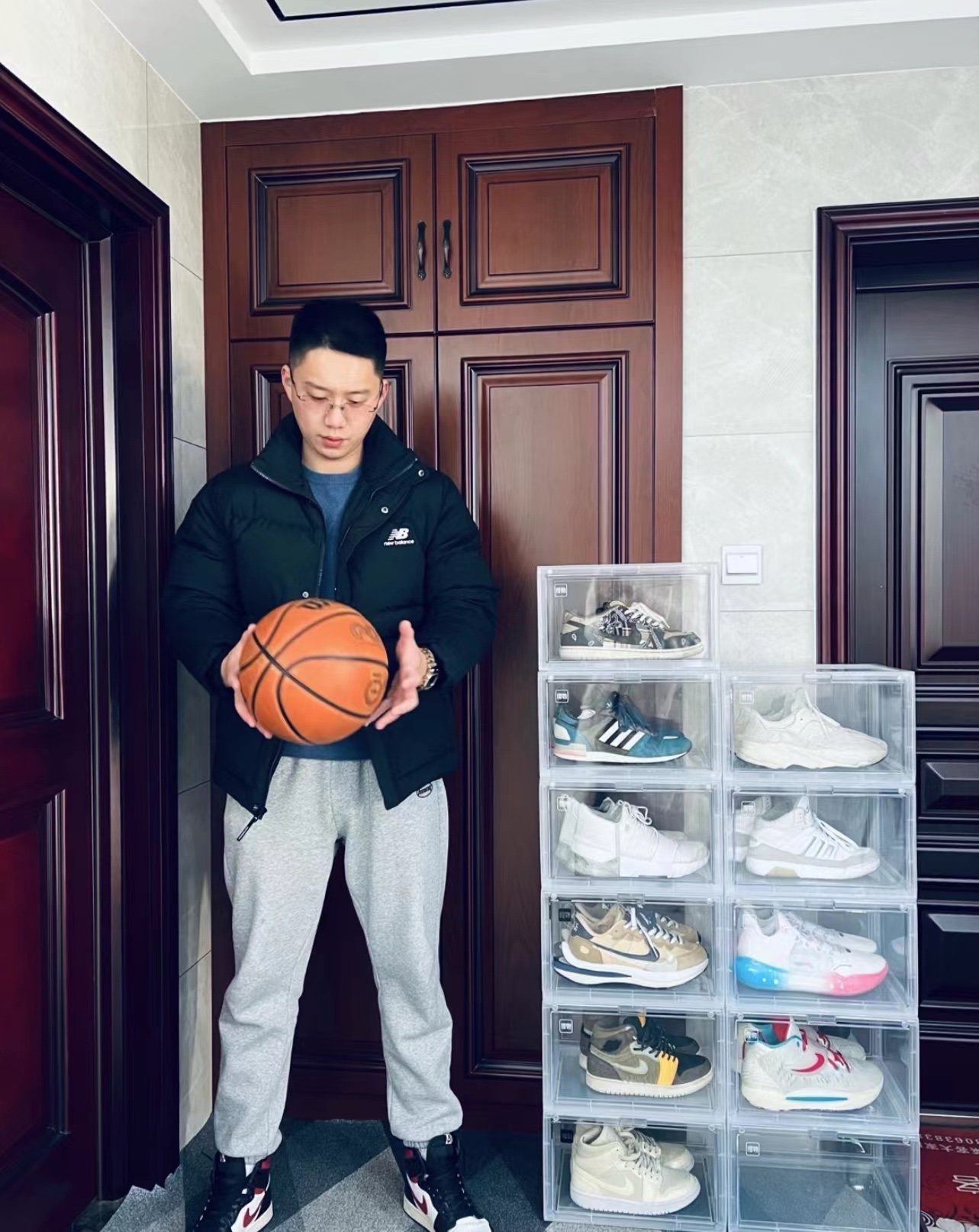 NEW BALANCE solid color large pocket down jacket