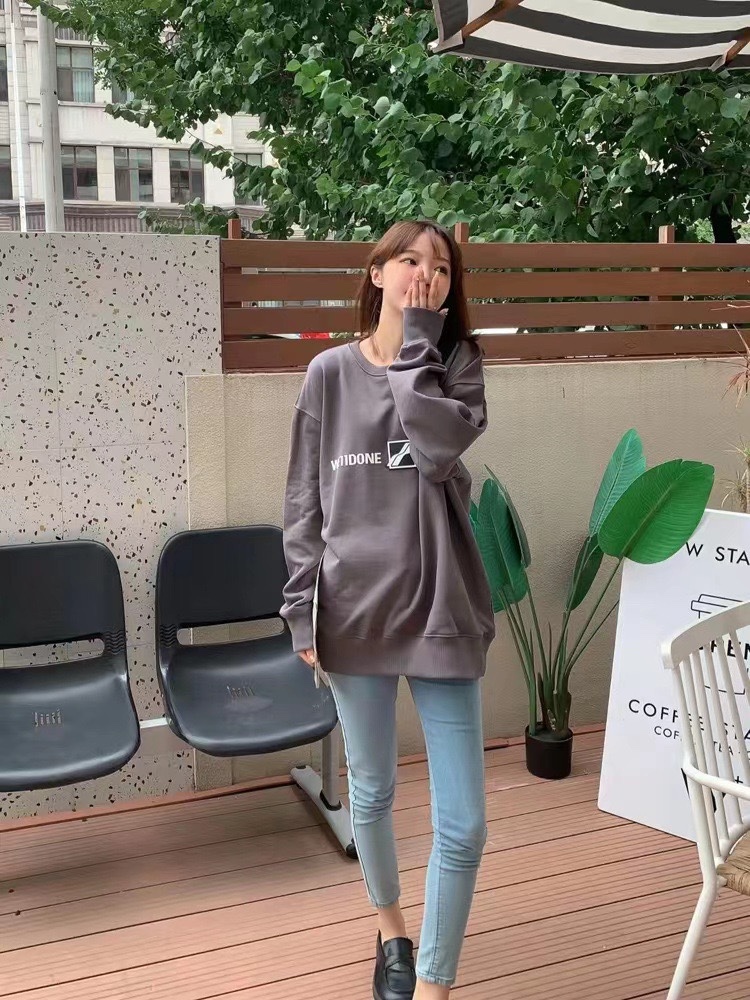 W3LL mirror image silicone letter hoodie