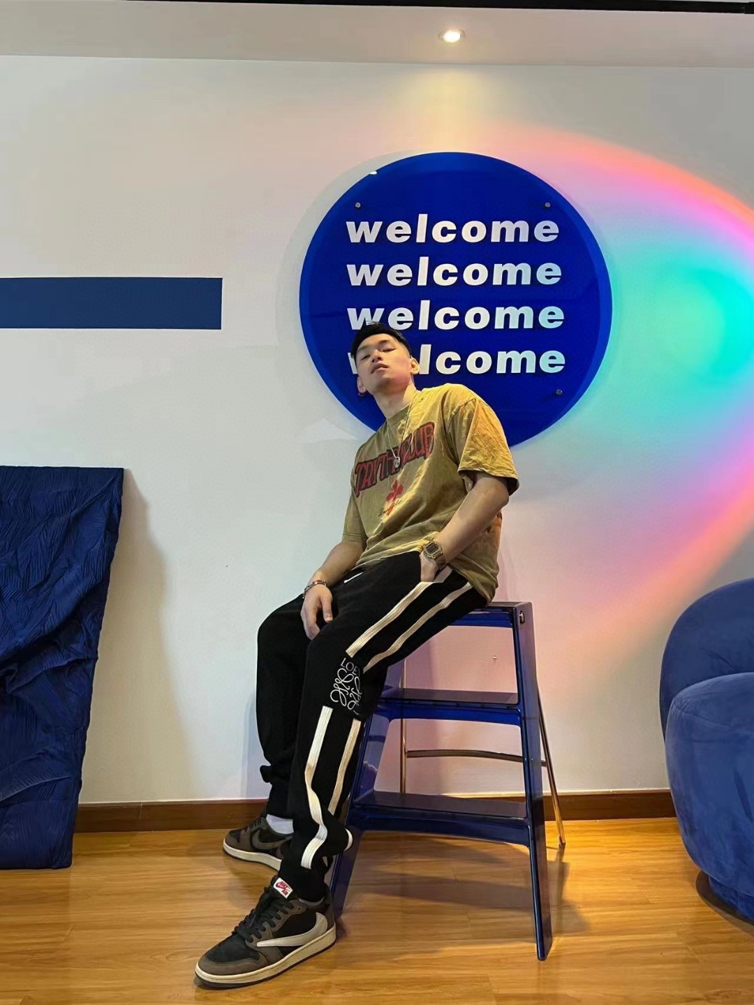 LOEVVE 22FW corduroy side logo letter embroidered sweatpants