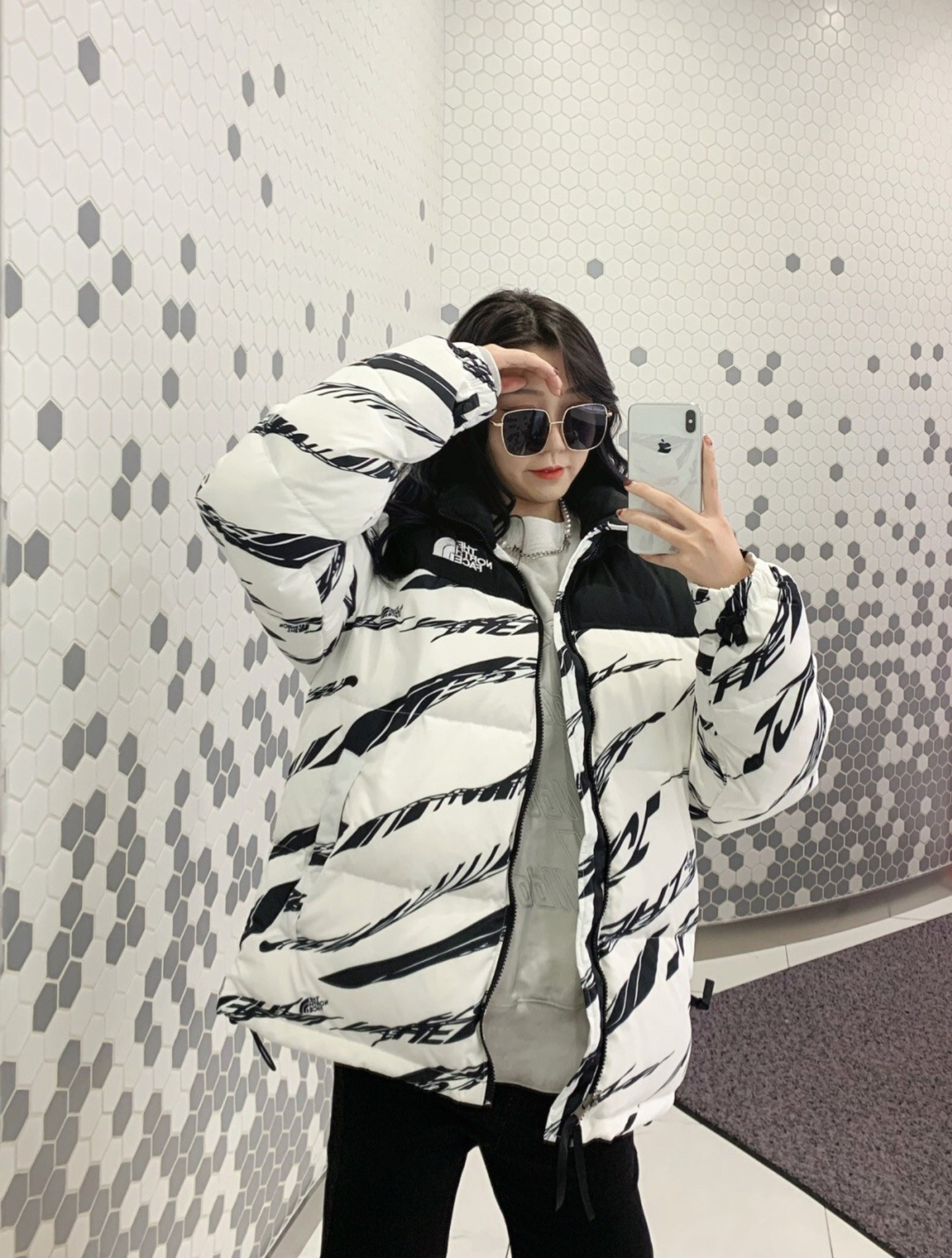 White ‘ZebraLogoPattern’ Down Jacket