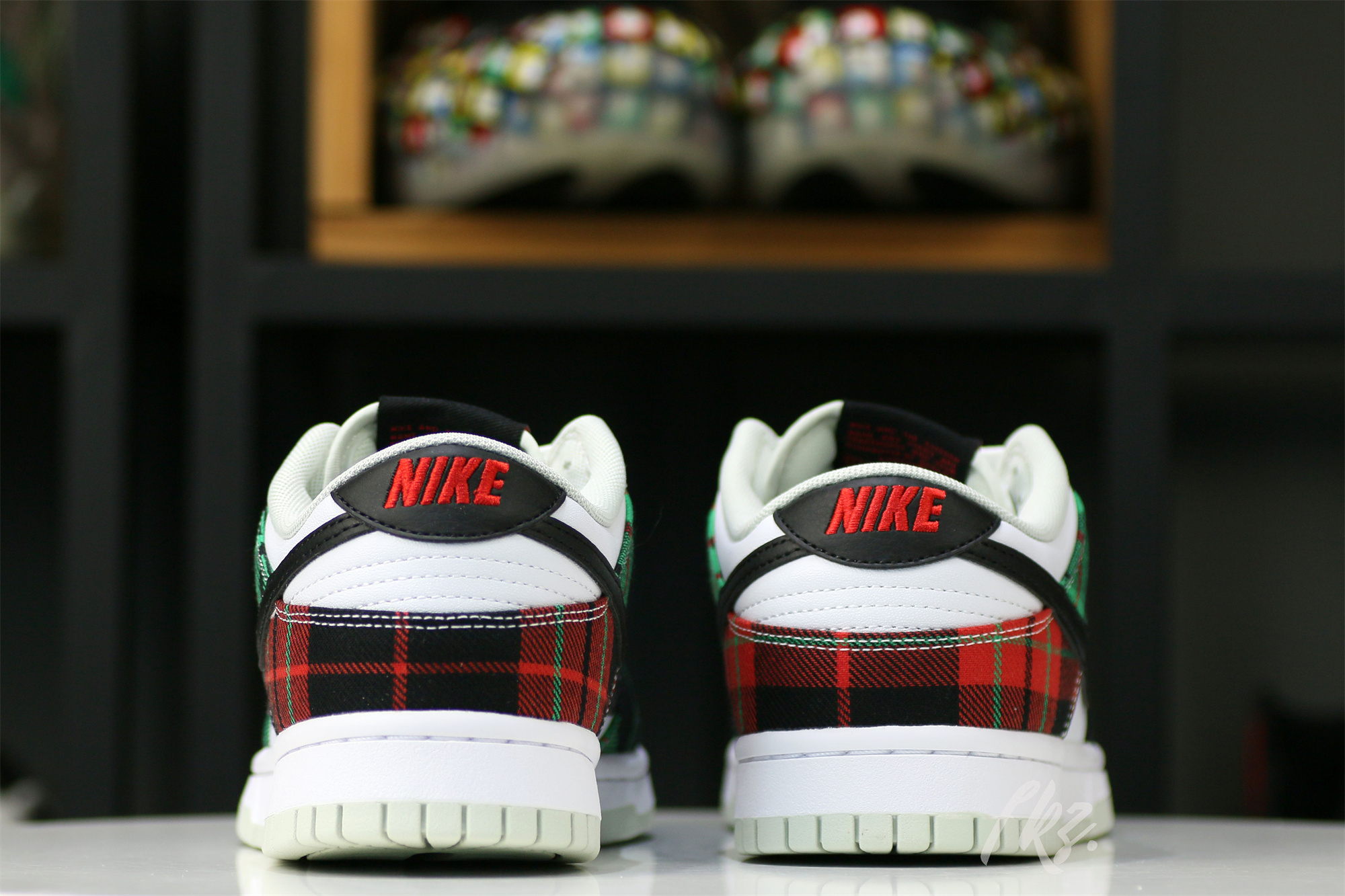 Nike Dunk Low Plaid