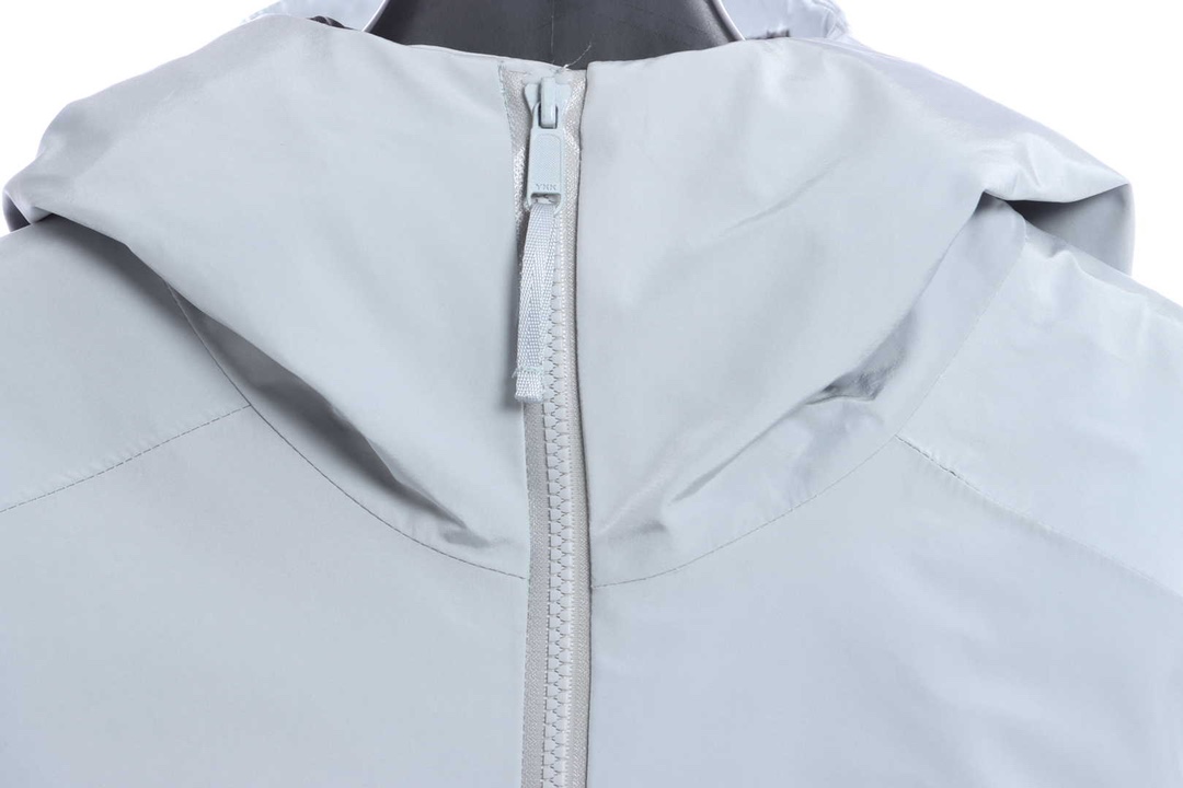 Arcteryx Macai LT Outdoor Windproof Warm Hooded Ski Jacket