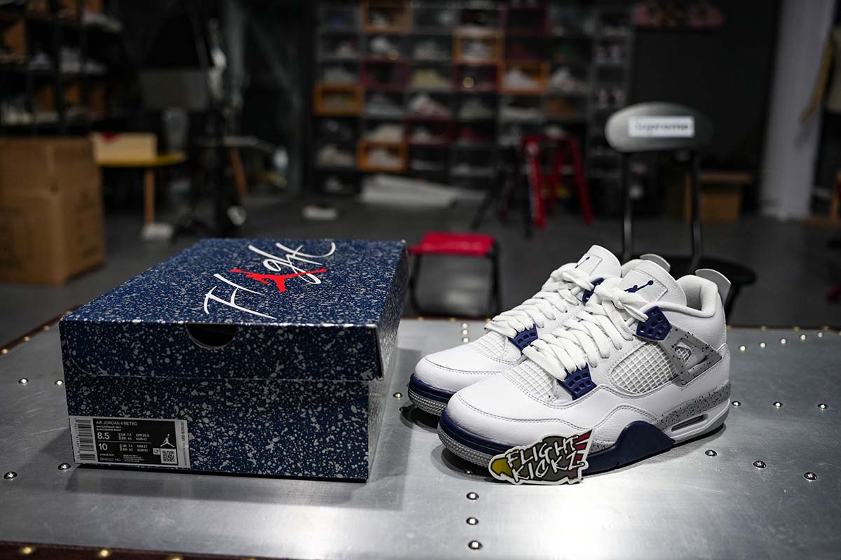Air Jordan Retro 4 ‘Midnight Navy 2022 (LN5 A1 Batch)