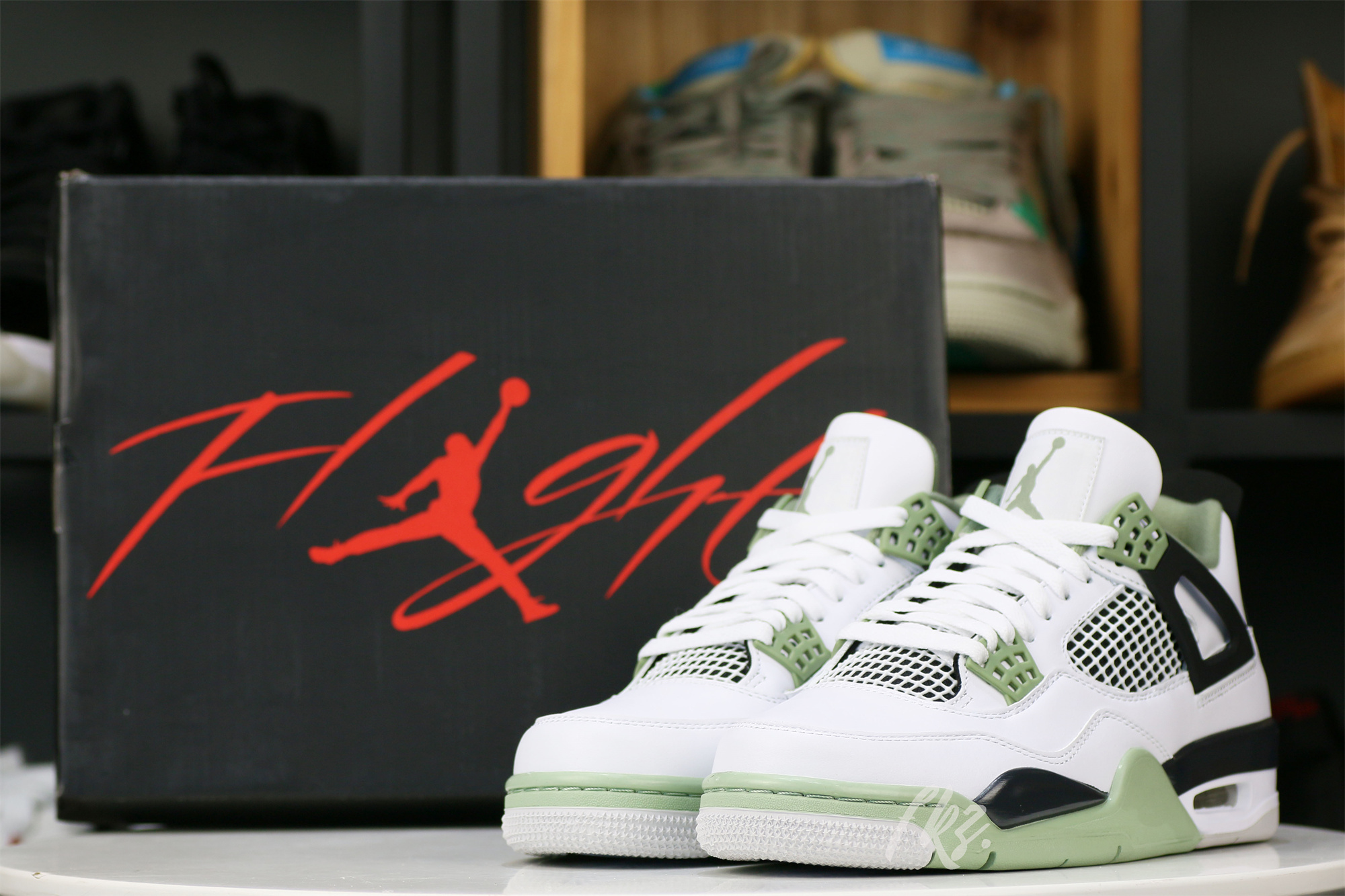 Jordan 4 Retro Seafoam WMs 2023