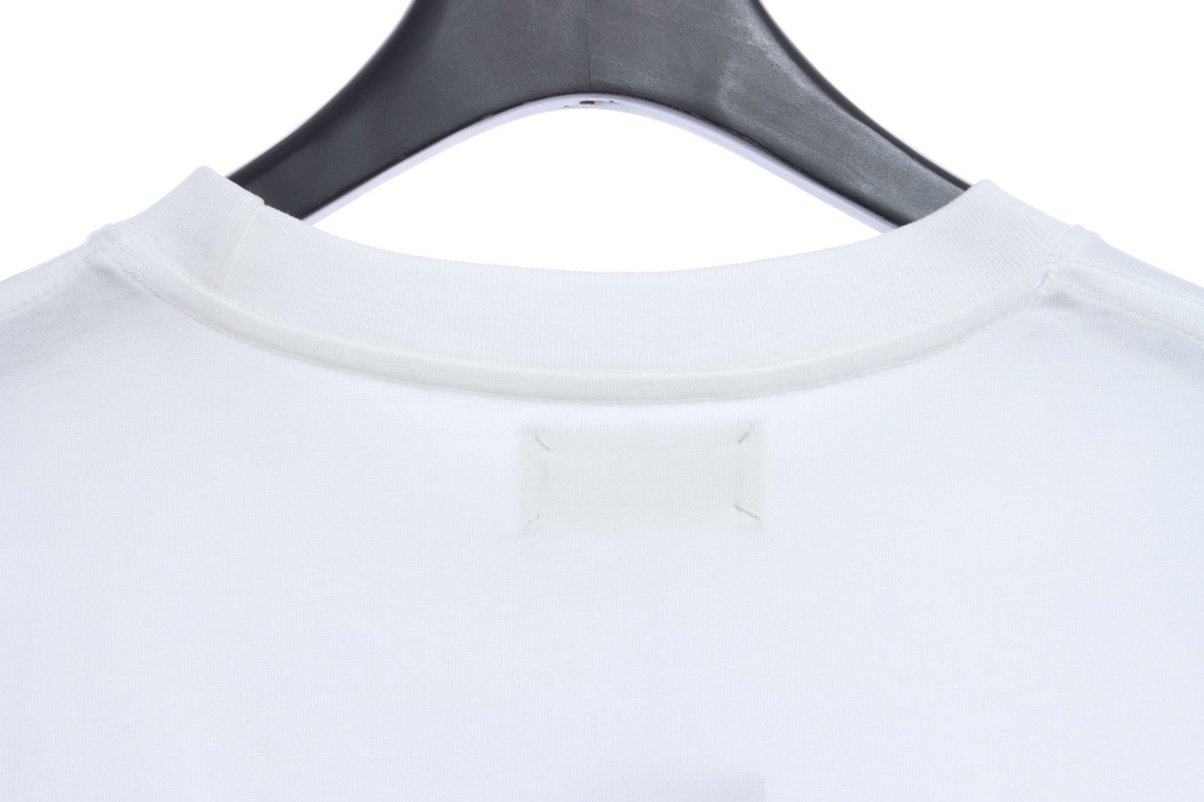 M-rg13la Black & White Upside Down Letter Embroidered Short Sleeves