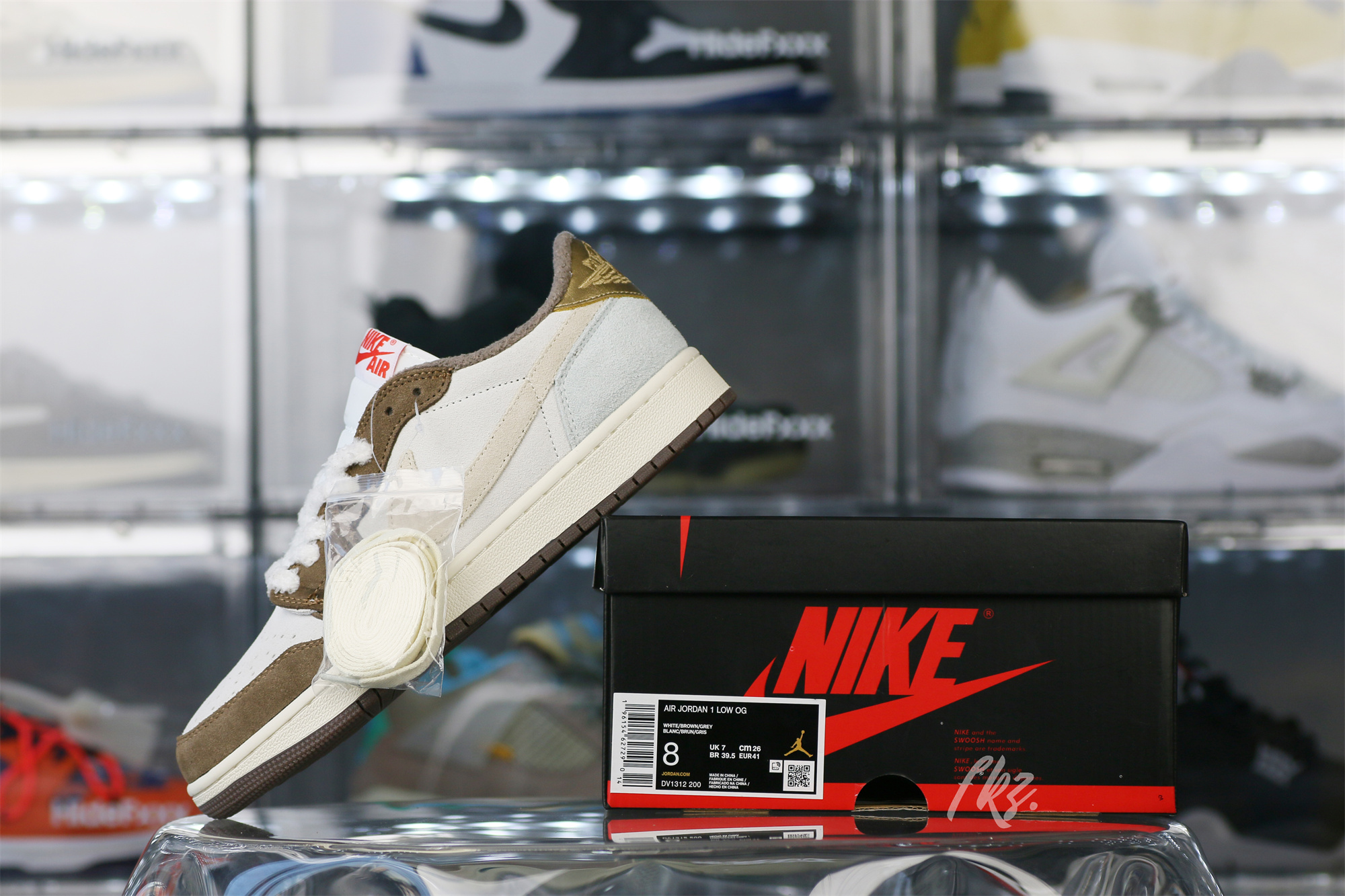 Air Jordan 1 Retro Low OG Year Of The Rabbit 2023