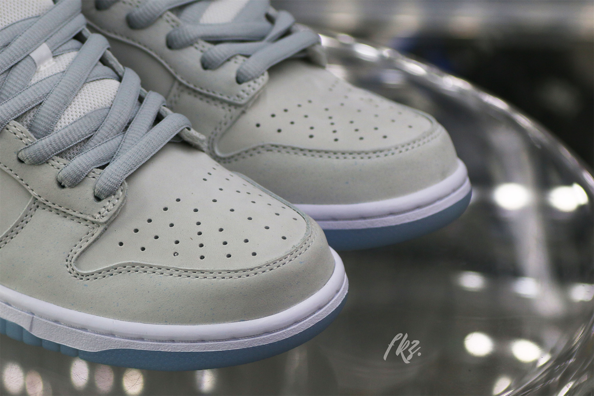 Nike Dunk Low White Lobster (Friends and Family)