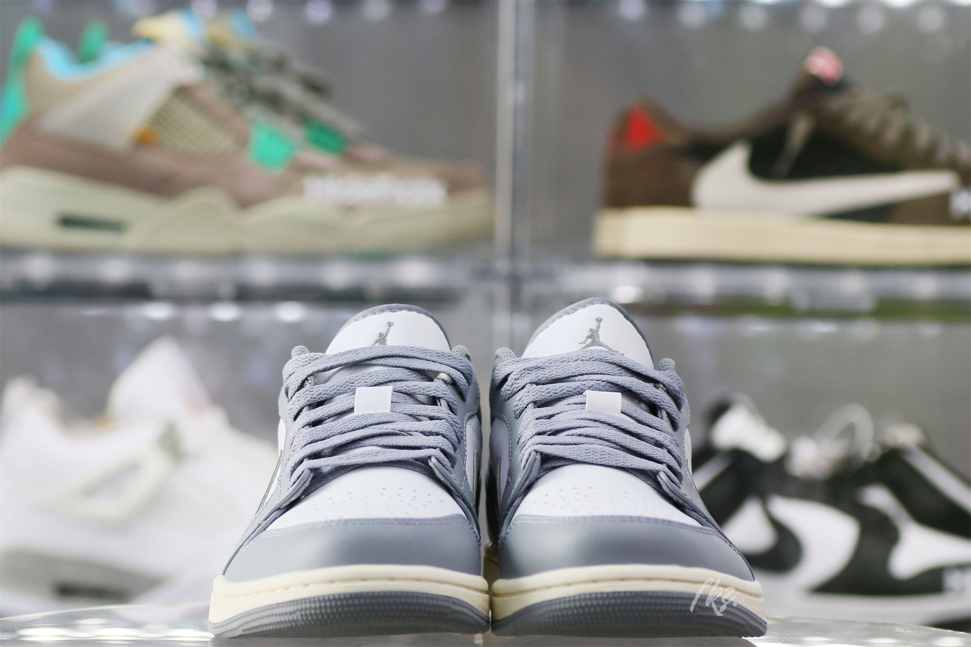 Air Jordan 1 Low White Wolf Grey 2021