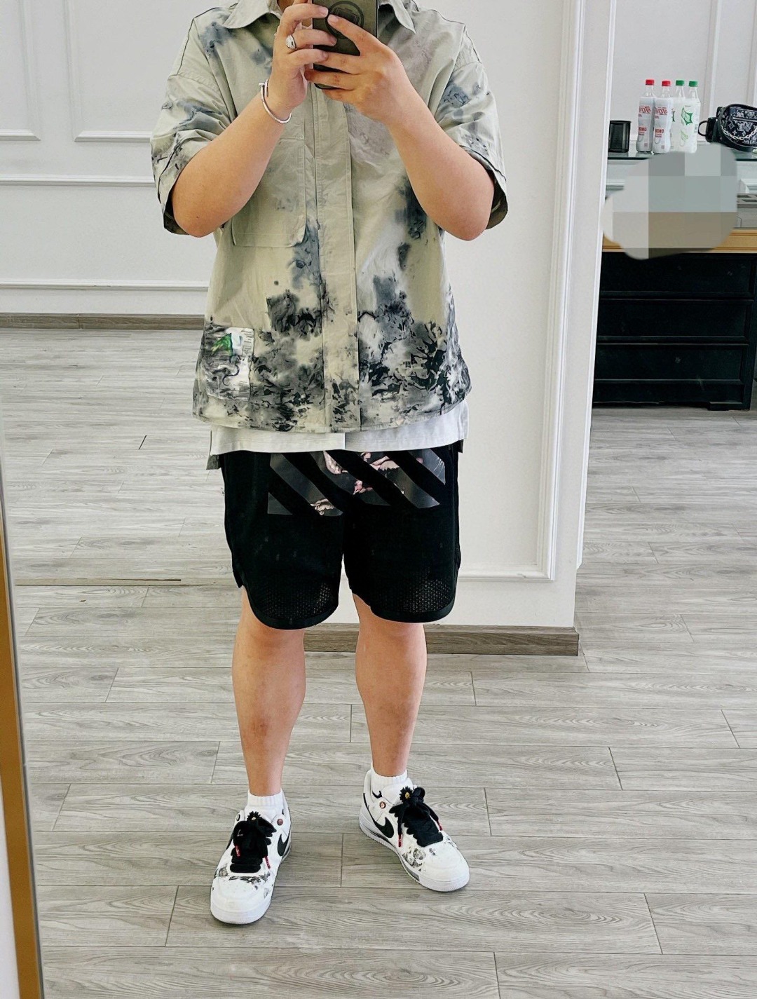 OW logo twill printed shorts