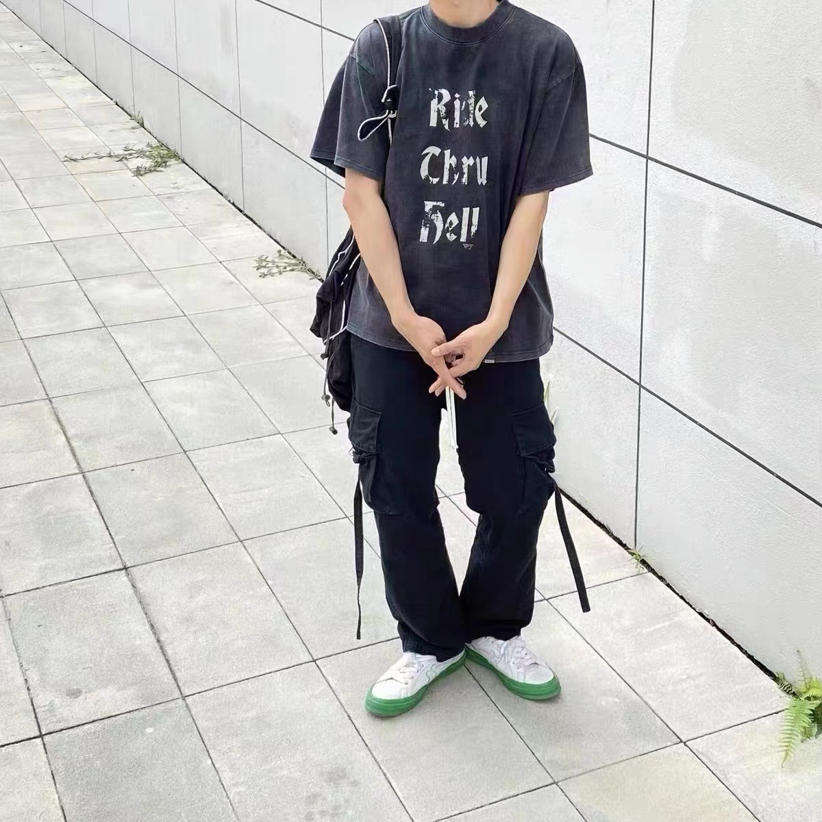 Represent makes old washing letters with short sleeves