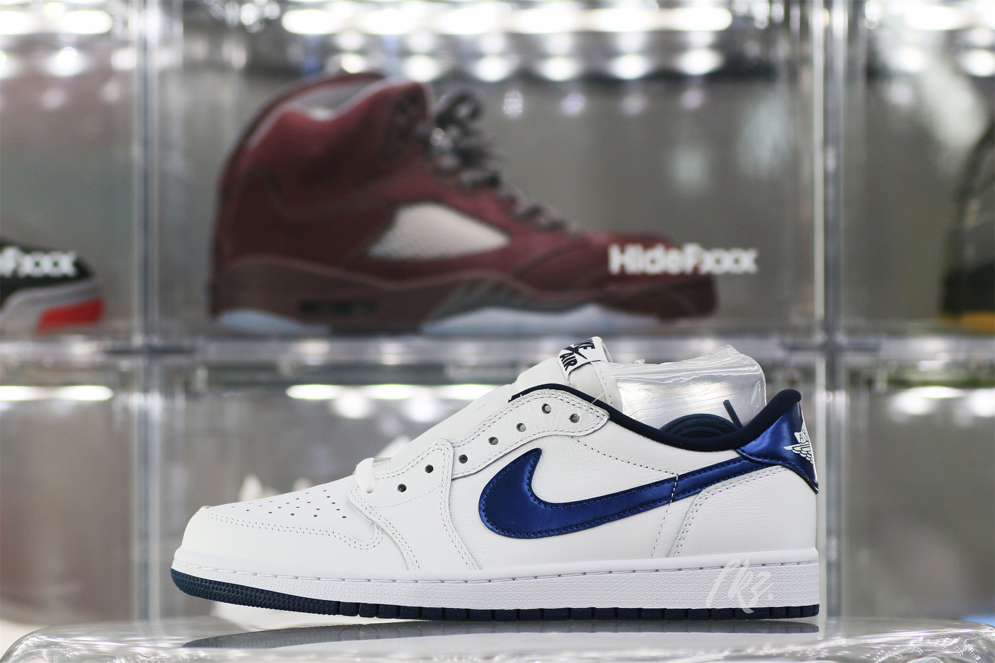 Air Jordan 1 Retro Low Metallic Blue