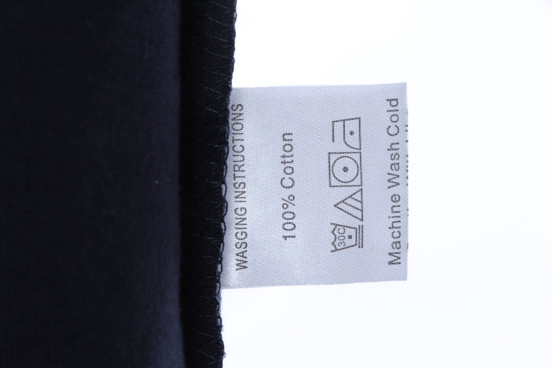 NOAH cross print letter short sleeve