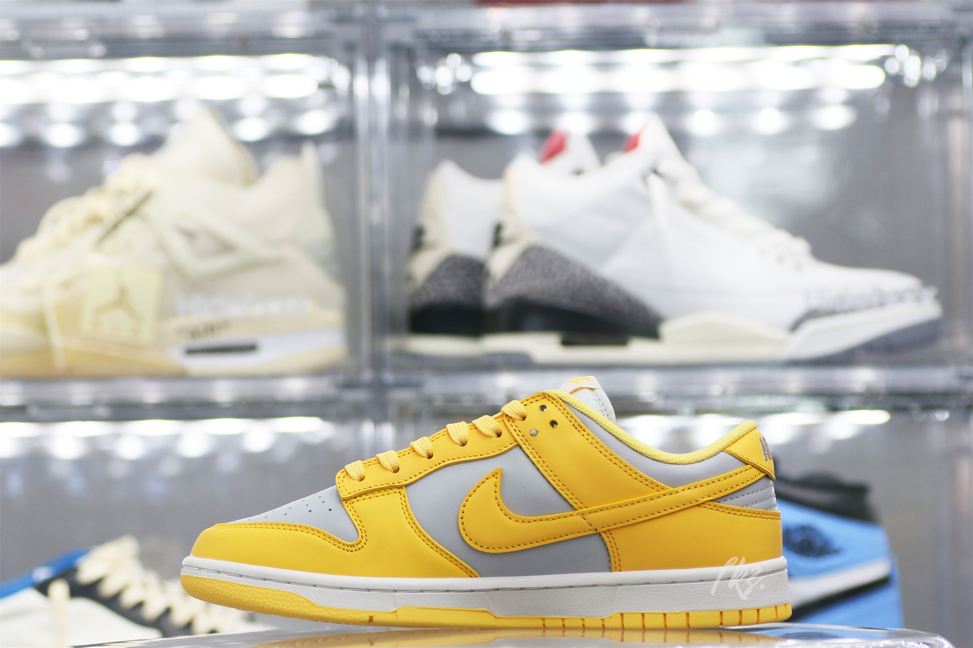 Nike Dunk Low Citron Pulse (Women’s)