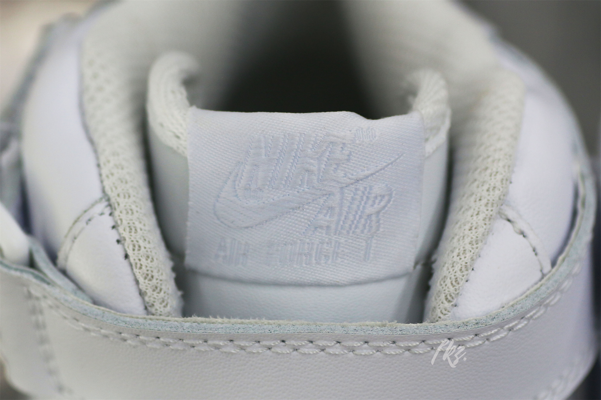 Nike Air Force 1 Mid ’07 White