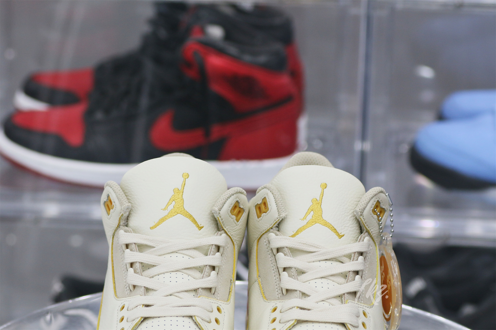 J Balvin x Air Jordan 3 Sunset (LN5 A1)