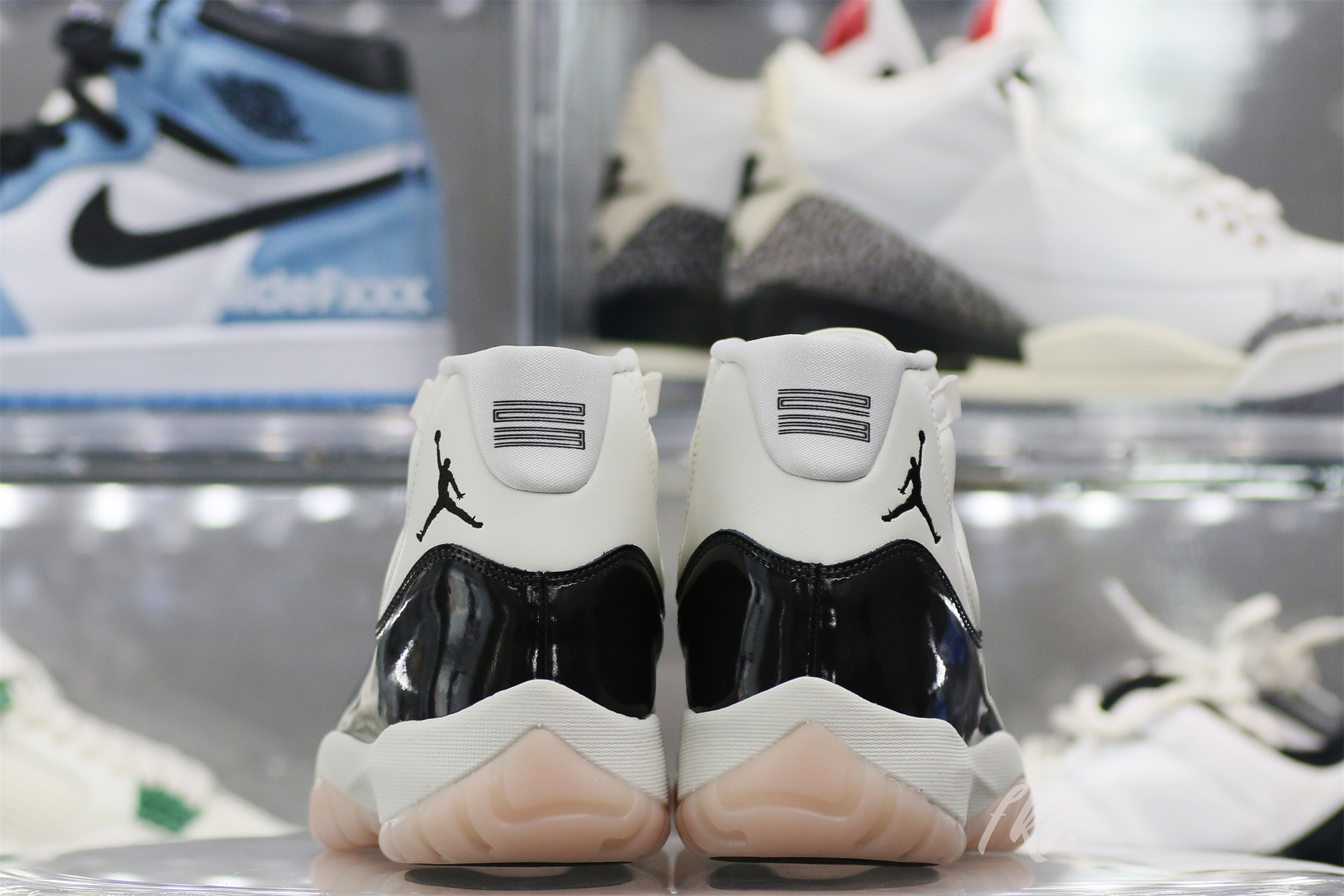 Air Jordan 11 “Neapolitan”(WMNS) (Ln5 A1 Batch)