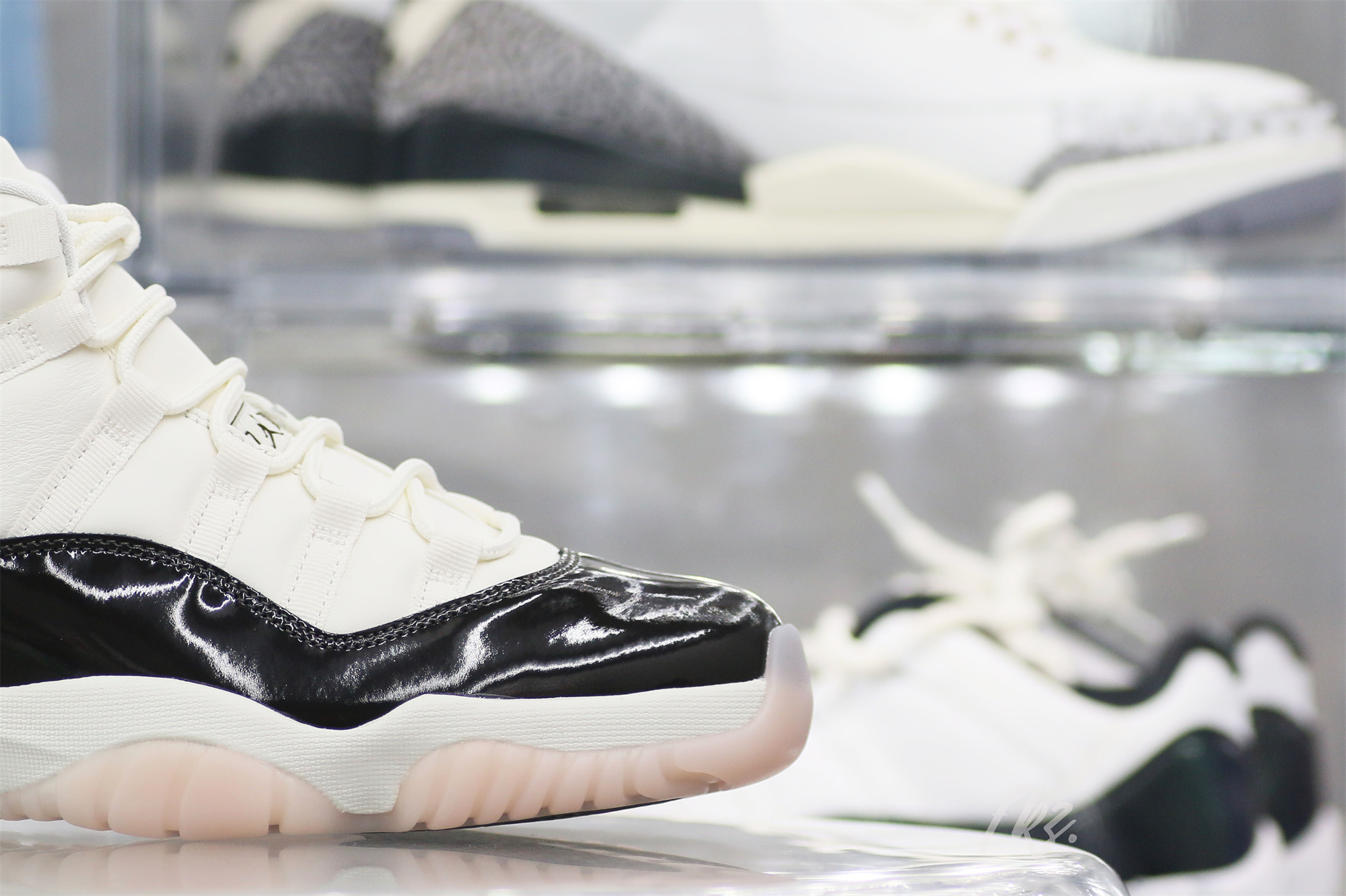 Air Jordan 11 “Neapolitan”(WMNS) (Ln5 A1 Batch)