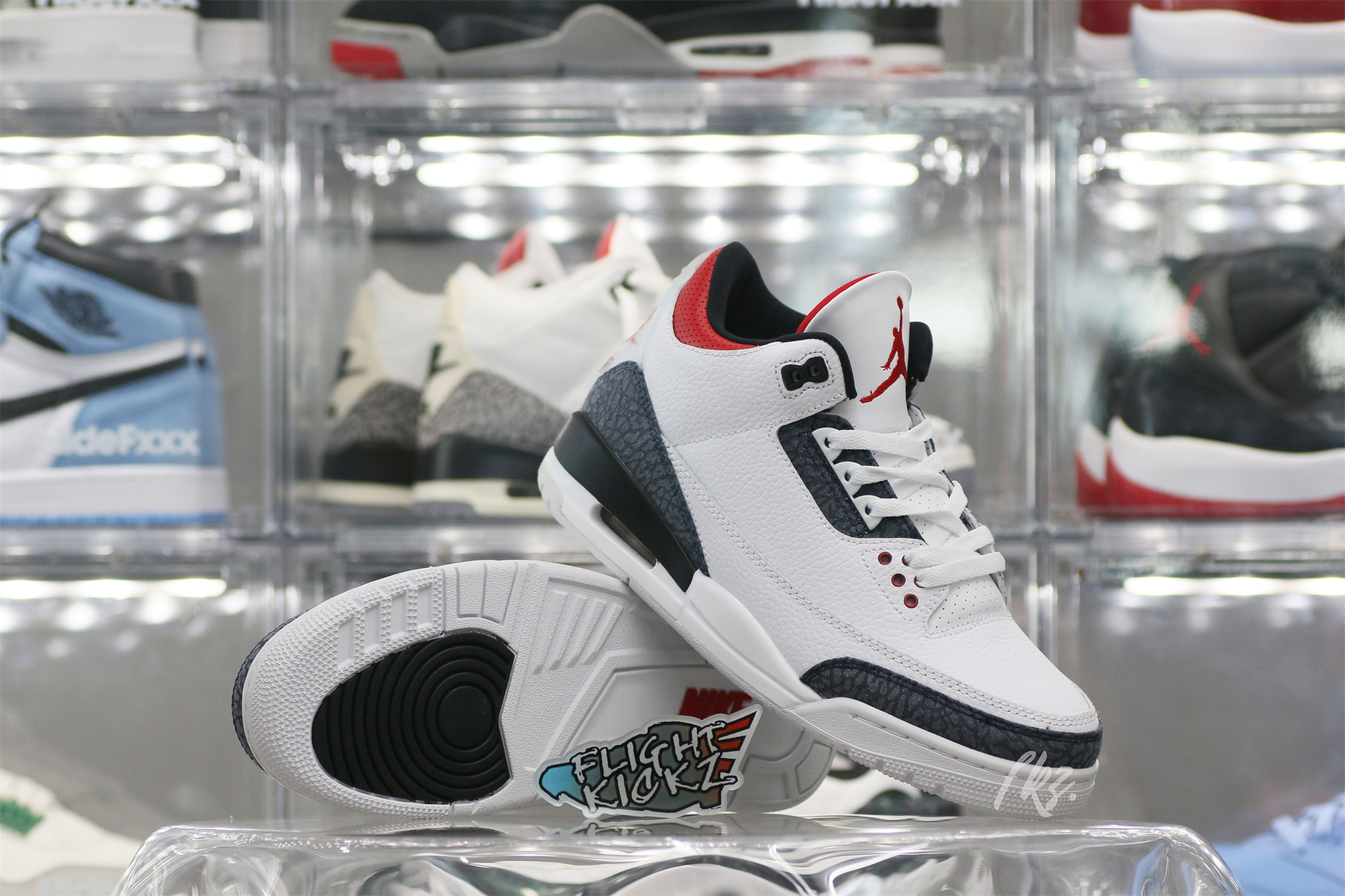 Jordan 3 Retro SE Fire Red Denim 2020